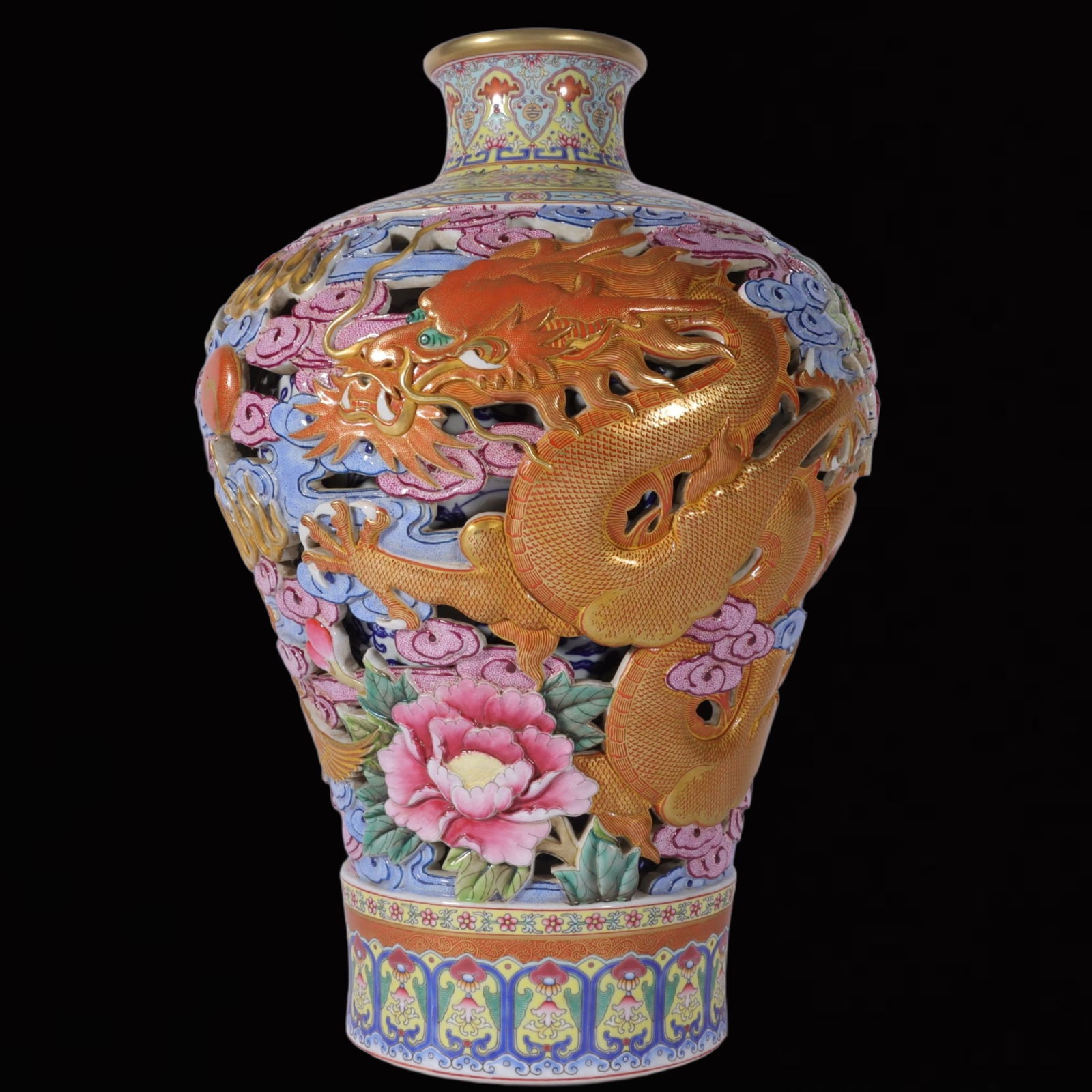 A Rare Enamel Painted Gold Dragon and Phoenix Pattern Vase: A Rare Enamel Painted Gold Dragon and Phoenix Pattern Vase,Qing Dynasty, China,Qianlong Four-character Mark,Size:15inx9.3in 