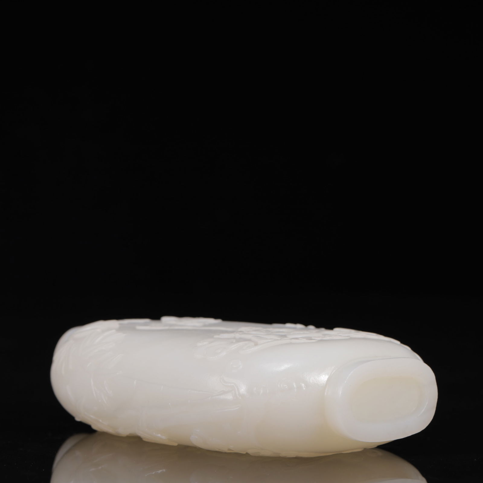 An Exquisite White Jade Figure Pattern Snuff Bottle - 10