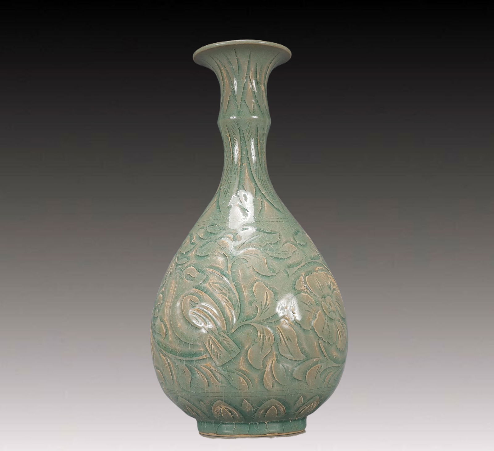An Exquisite Yaozhou yao Flower Pattern Vase (1 of 9)