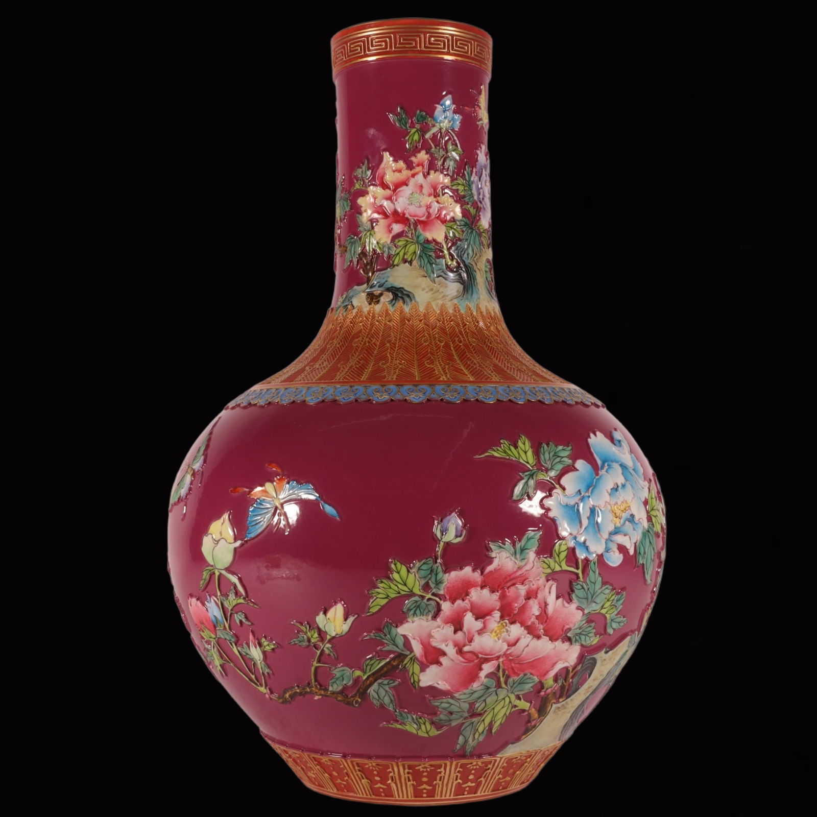A Rare Enamel Ruby Red-Glazed Flower and Bird Pattern Vase - 7
