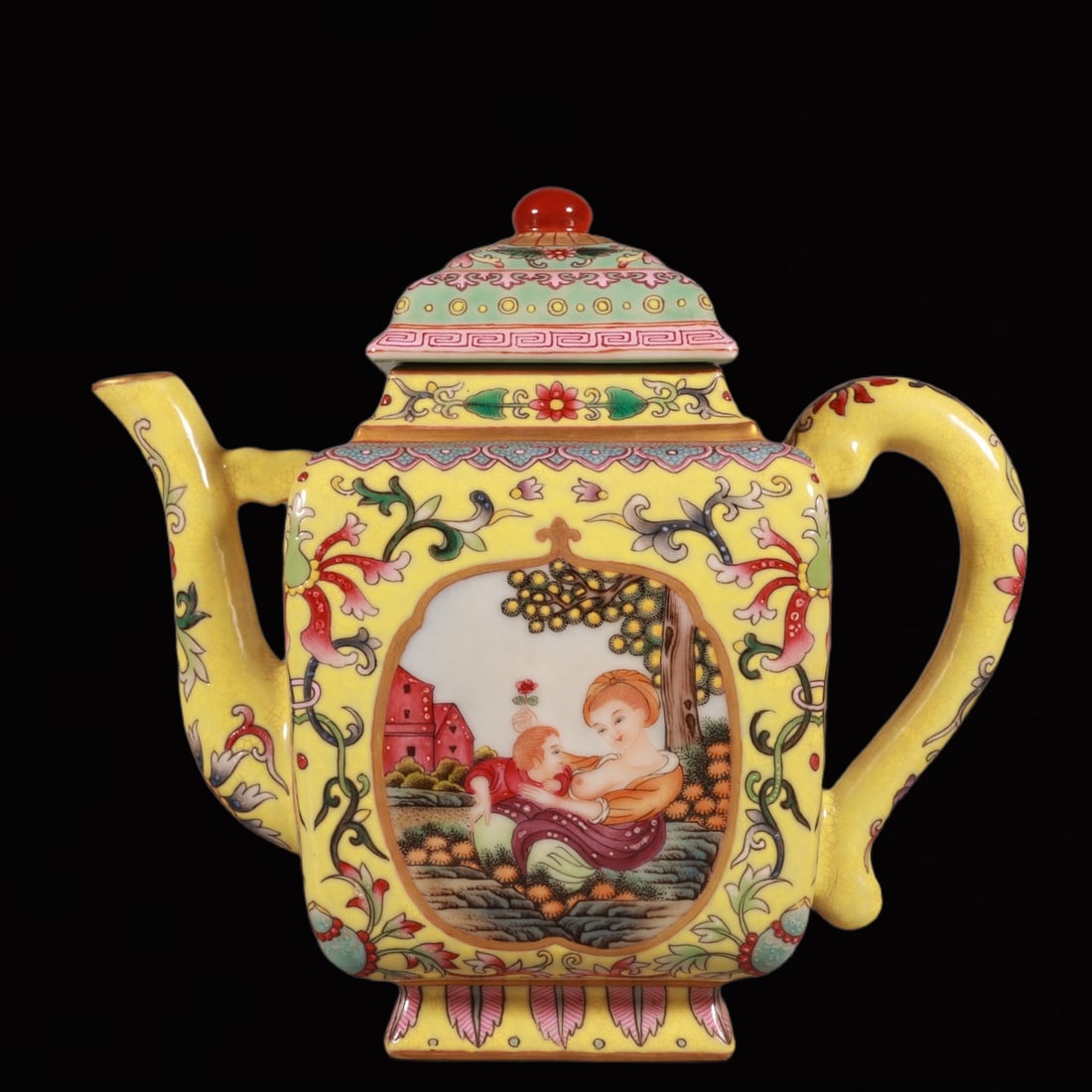 An Exquisite Enamel Yellow Ground Figure Pattern Pot (1 of 9)