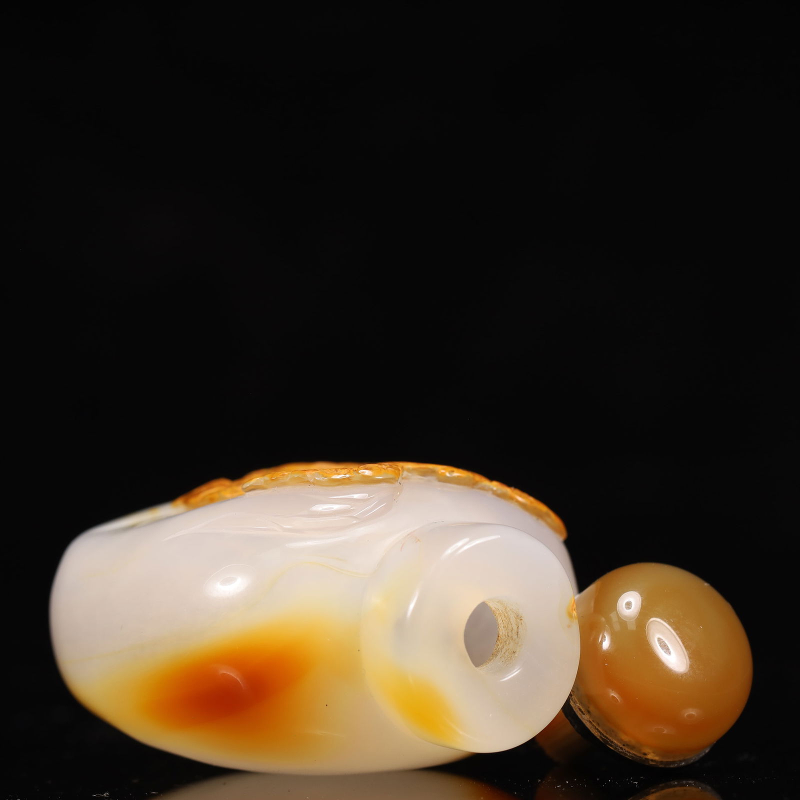 An Exquisite Agate Figure and Pine Pattern Snuff Bottle - 8