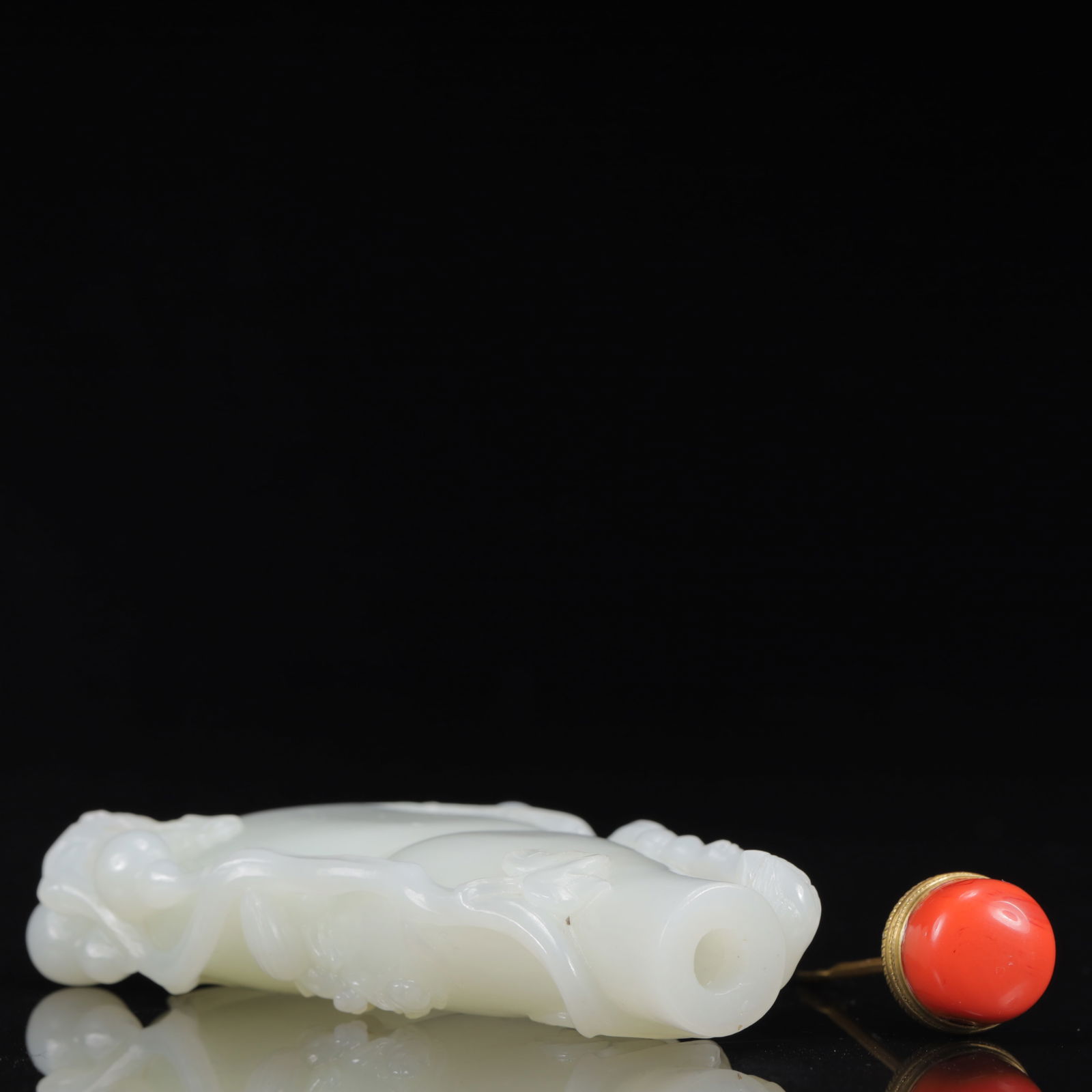 An Exquisite White Jade Gourd Pattern Snuff Bottle - 11