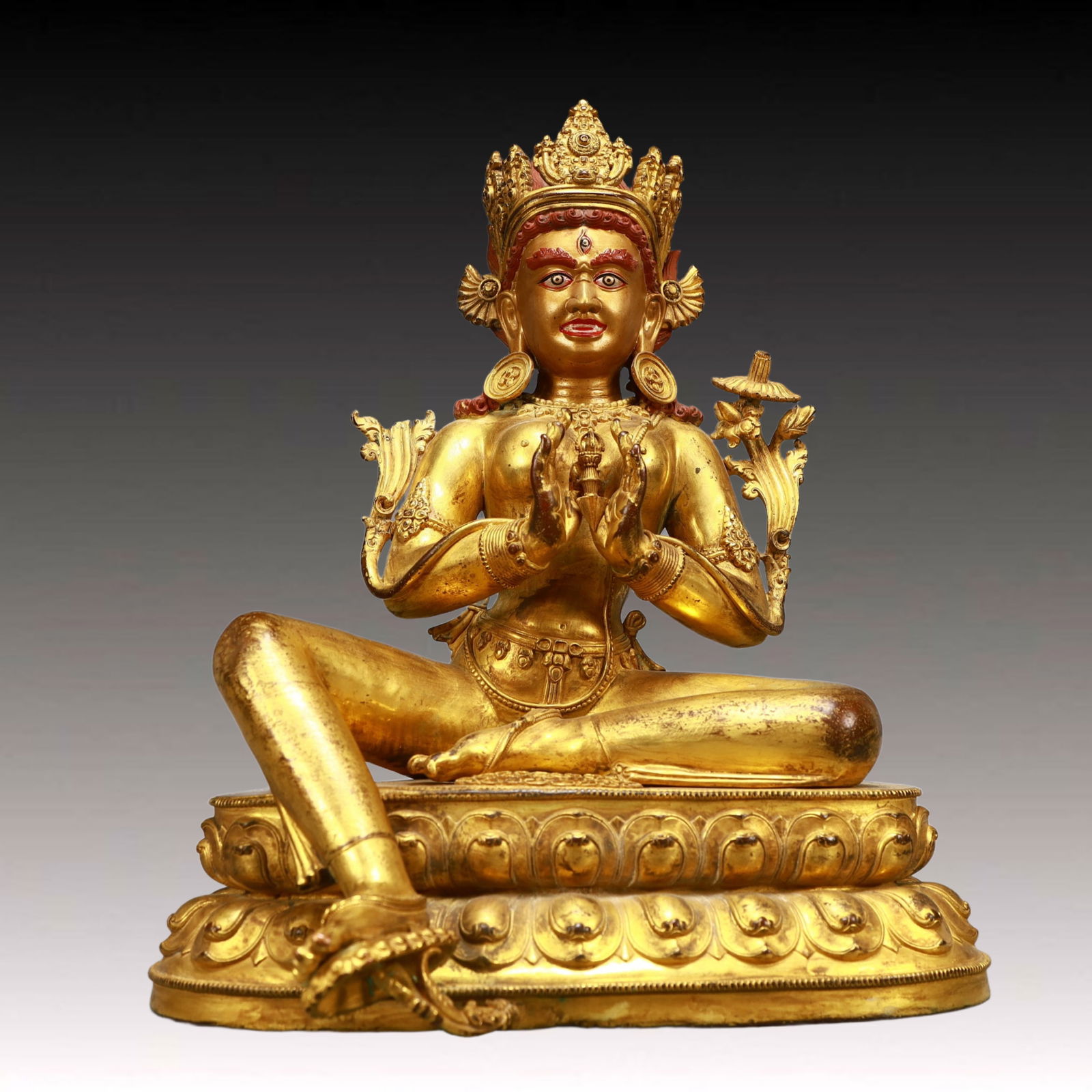 A Solemn Gilt Bronze Statue of Tara: A Solemn Gilt Bronze Statue of Tara,Ming Dynasty, China,Size:10.4inx8.9inx12.6in,Weight:6450g 铜鎏金度母像,中国明代