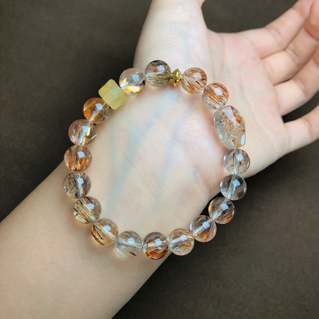 An Exquisite Crystal Bracelets - 2