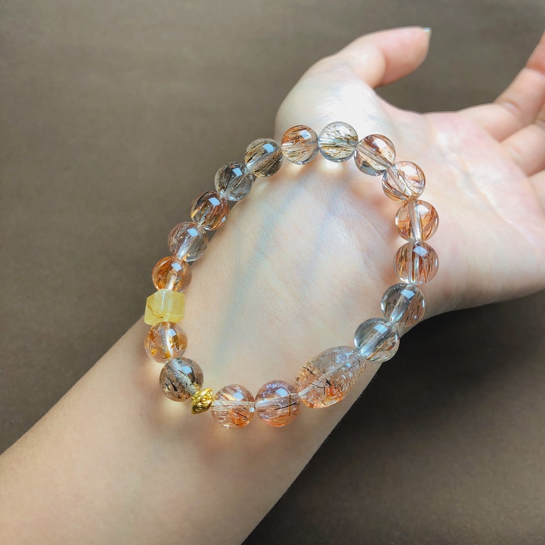 An Exquisite Crystal Bracelets - 3