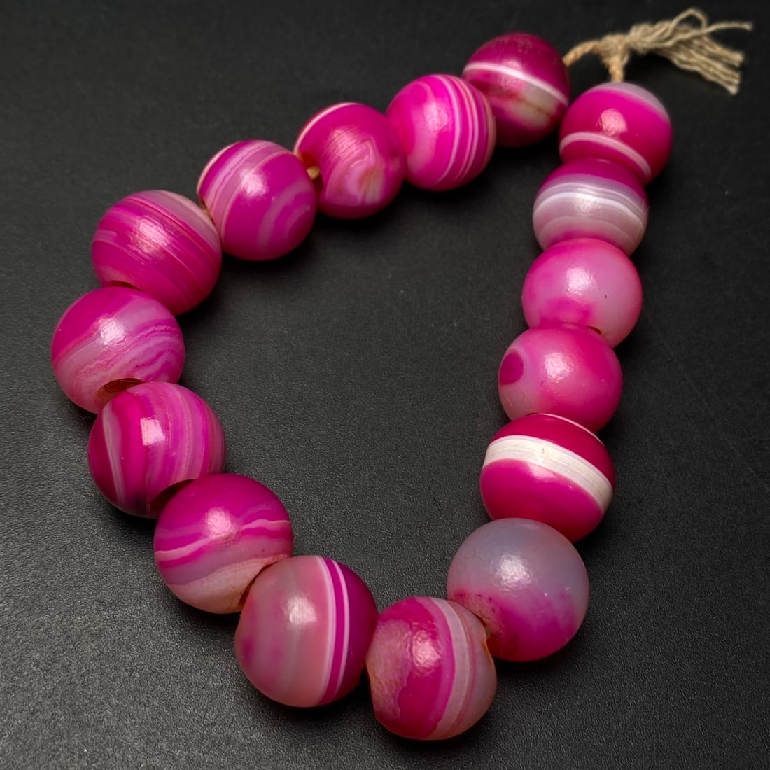 A Precious Agate Bracelets - 5