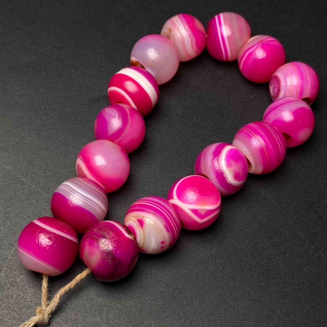 A Precious Agate Bracelets - 7