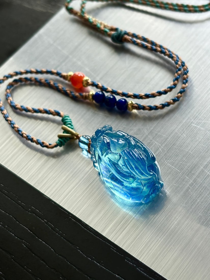 An Exquisite Aquamarine Dragon and Turtle Necklace: An Exquisite Aquamarine Dragon and Turtle Necklace,Size:0.9inx0.6inx0.5in,Weight:9g 海蓝宝龙龟项链