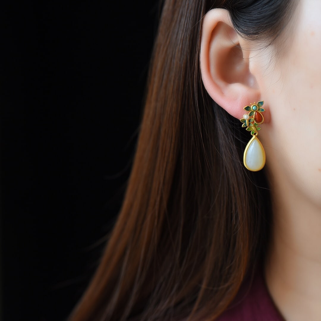 A Pair of Exquisite Sterling Silver-Gold Plated Inlaid White Jade Enamel Earrings: A Pair of Exquisite Sterling Silver-Gold Plated Inlaid White Jade Enamel Earrings,Size:0.3inx0.6in 