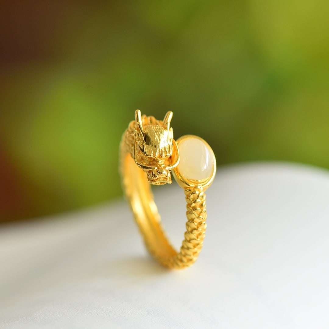 An Exquisite Sterling Silver-Gold Plated Inlaid White Jade Ring: An Exquisite Sterling Silver-Gold Plated Inlaid White Jade Ring, 纯银镀金镶白玉戒指