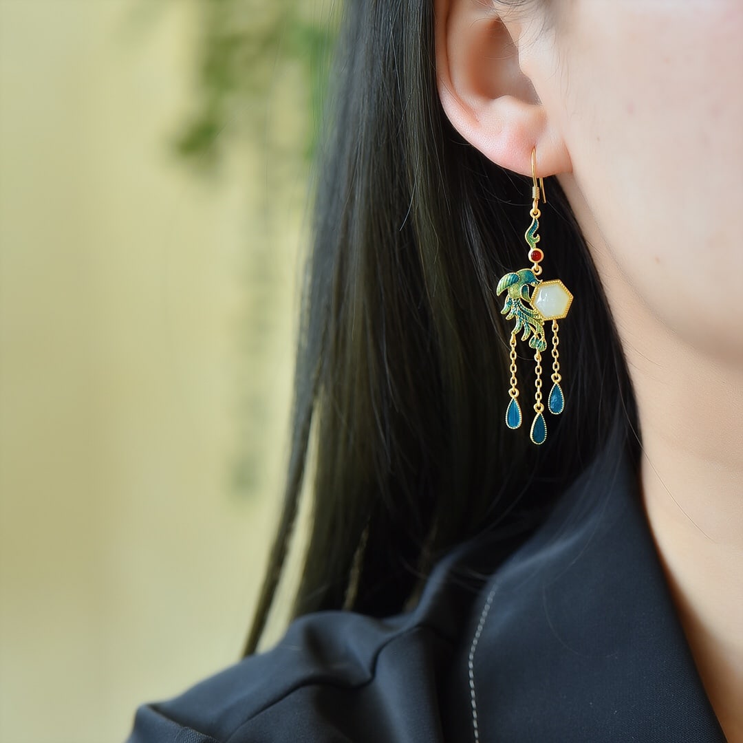 A Pair of Exquisite Sterling Silver-Gold Plated Inlaid White Jade Earrings: A Pair of Exquisite Sterling Silver-Gold Plated Inlaid White Jade Earrings 一对纯银镀金镶白玉耳环