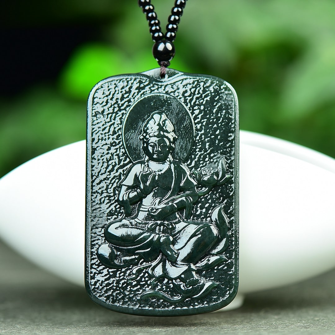 An Exquisite Sapphire Landscape and Avalokitesvara Pattern Pendant: An Exquisite Sapphire Landscape and Avalokitesvara Pattern Pendant,Size:1.6inx2.6in 寓意:寓意吉祥 玉脂温润 