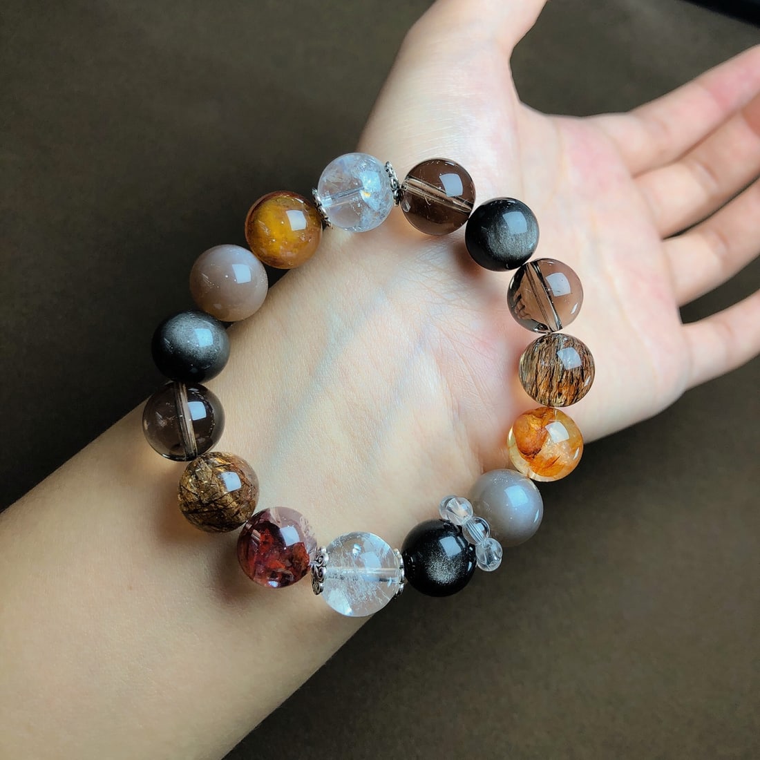 An Exquisite Crystal Bracelets - 2