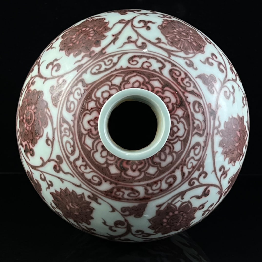 A Rare Underglaze-Red Flower Pattern Vase - 7