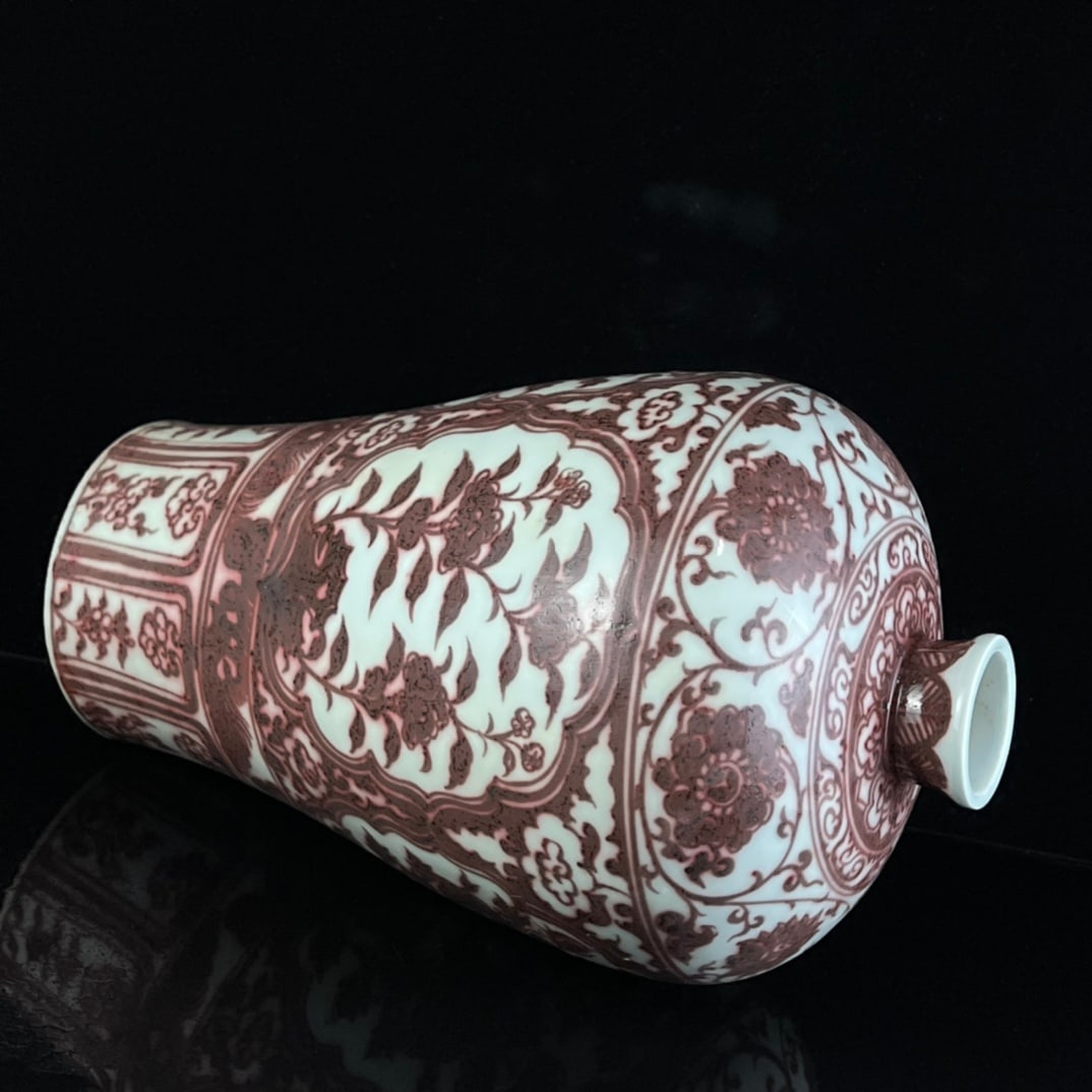 A Rare Underglaze-Red Flower Pattern Vase - 8