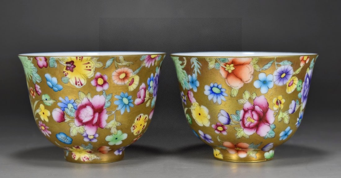 A Pair of Exquisite Famille-Rose Gold Ground Flower Pattern Cups: A Pair of Exquisite Famille-Rose Gold Ground Flower Pattern Cups,Qing Dynasty, China,With Mark,Size:2.4inx3.3in 一对粉彩金地花卉纹杯,中