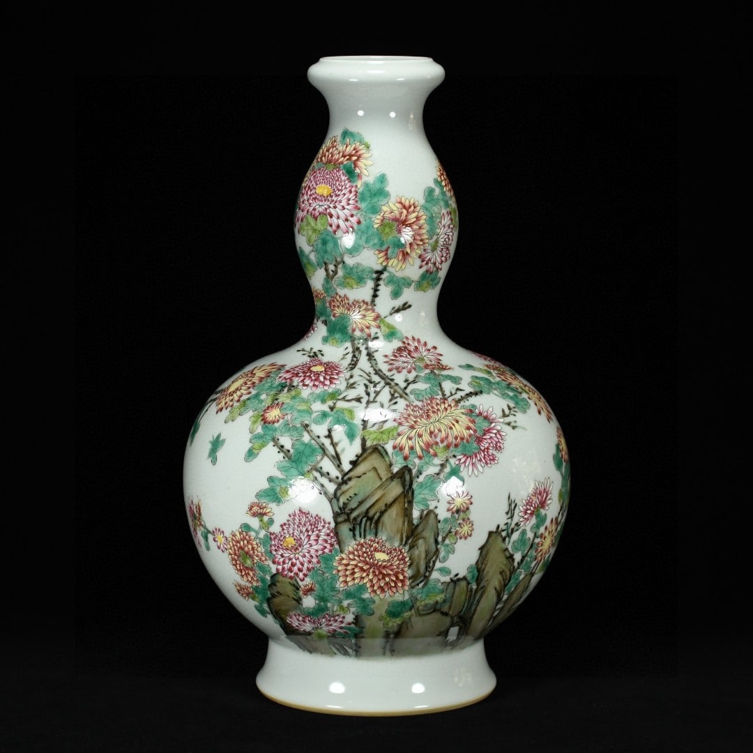 A Huge Famille-Rose Chrysanthemum Pattern Gourd-Shaped Vase,With Poem (1 of 8)