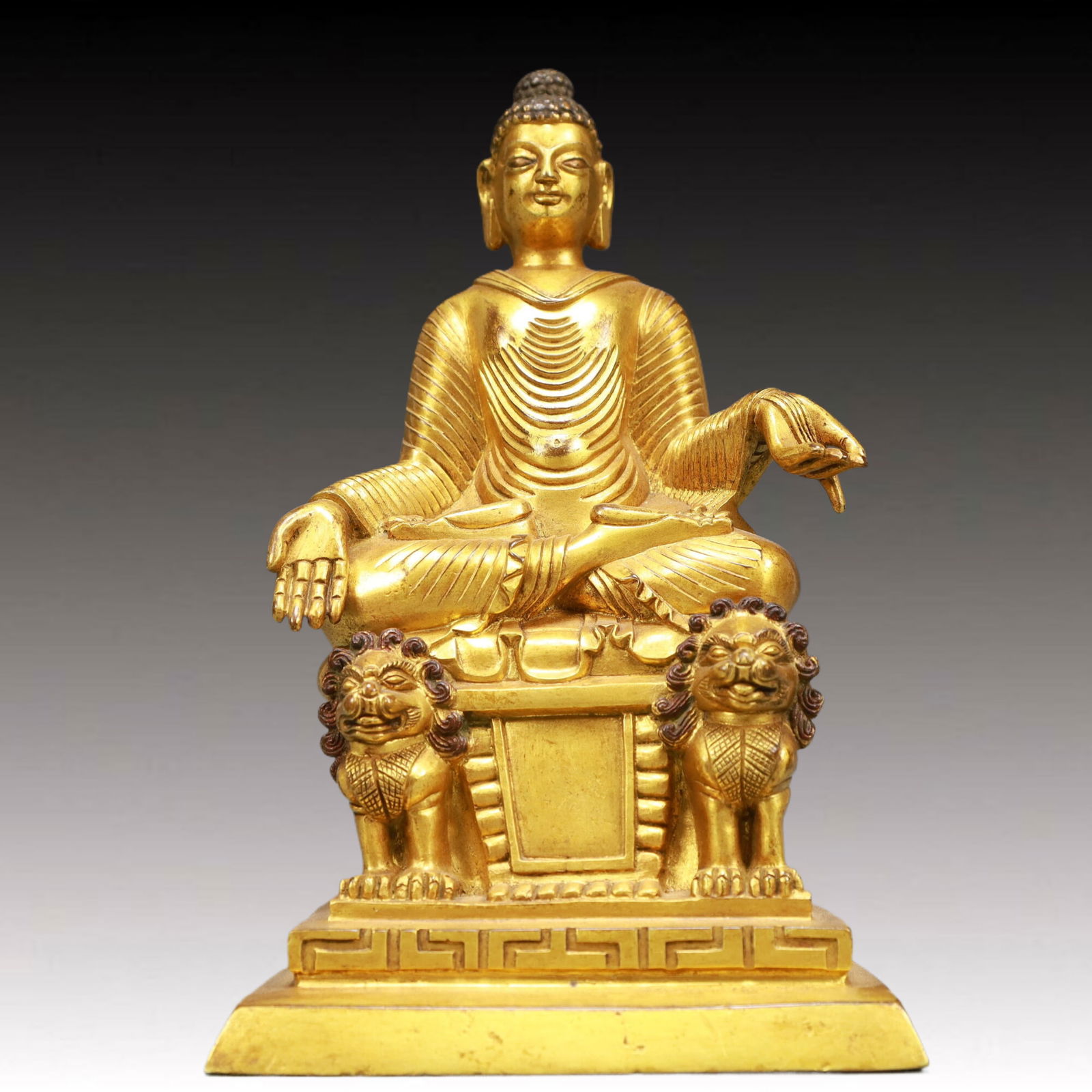 A Solemn Gilt Bronze Statue of Sakyamuni: A Solemn Gilt Bronze Statue of Sakyamuni,Qing Dynasty, China,Size:4.9inx3.3inx8.3in Weight:2350g 铜鎏金释迦摩尼像,中国清代