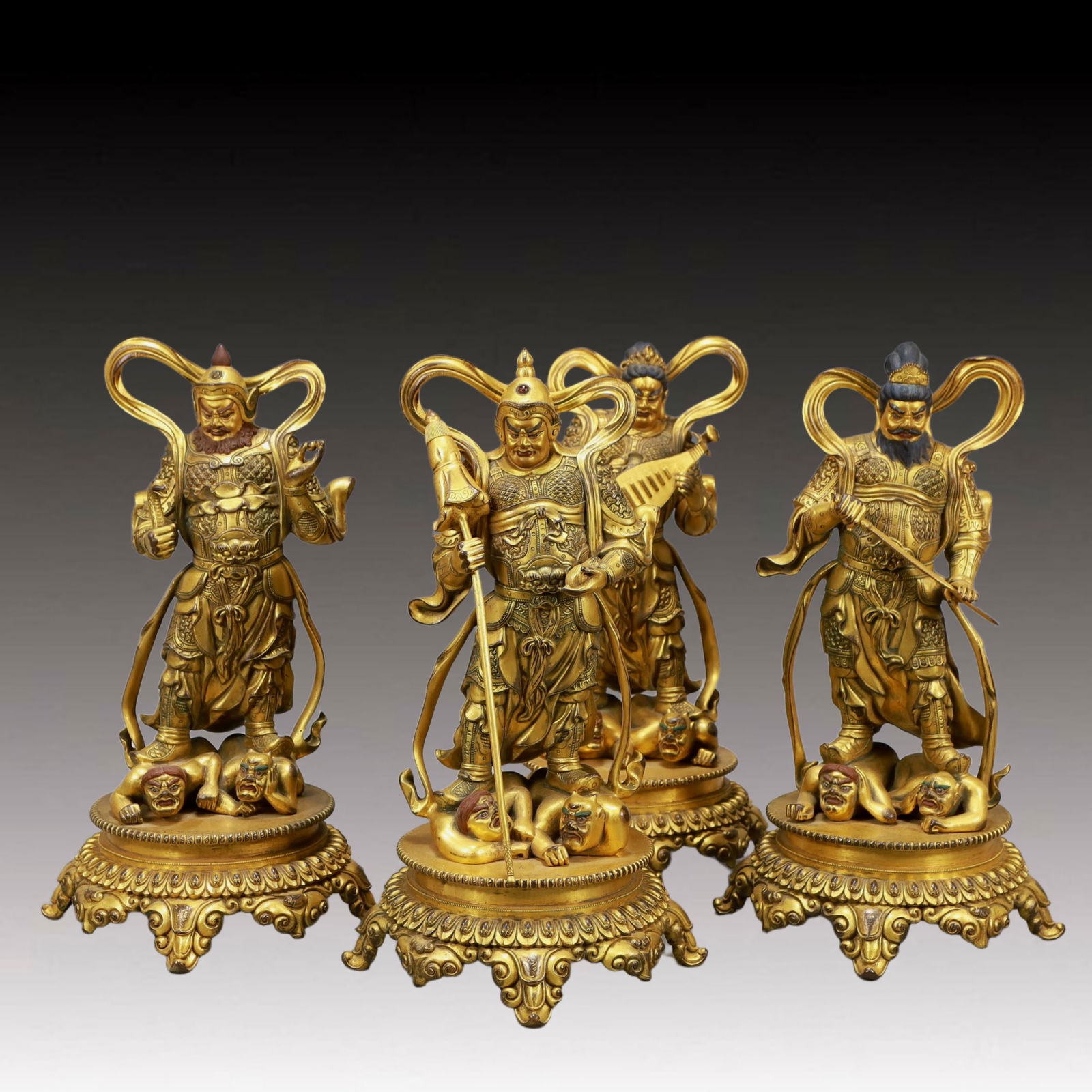 A Set of Solemn Gilt Bronze Statue of Heavenly King (1 of 20)