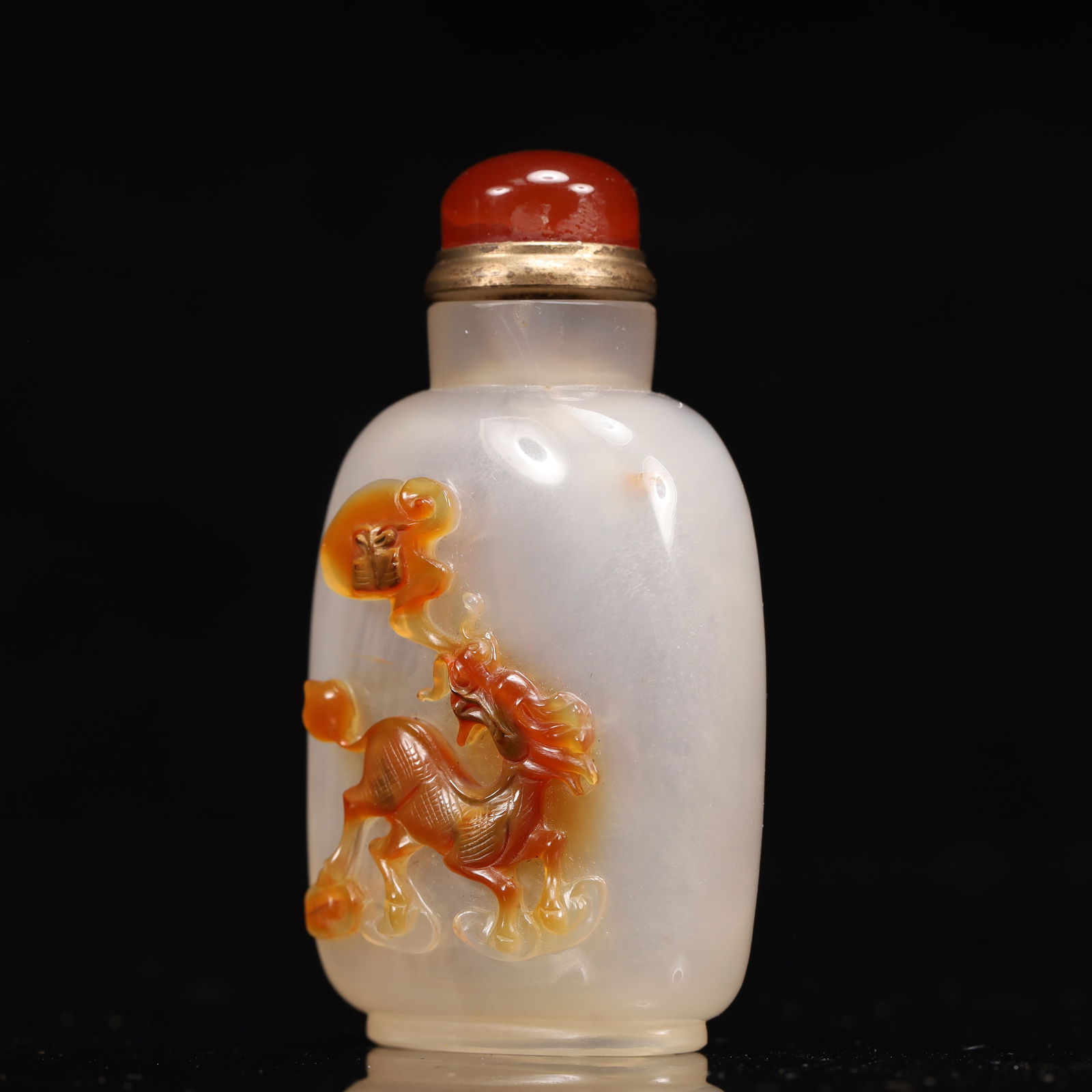 An Exquisite Agate Auspicious Beast Pattern Snuff Bottle - 2