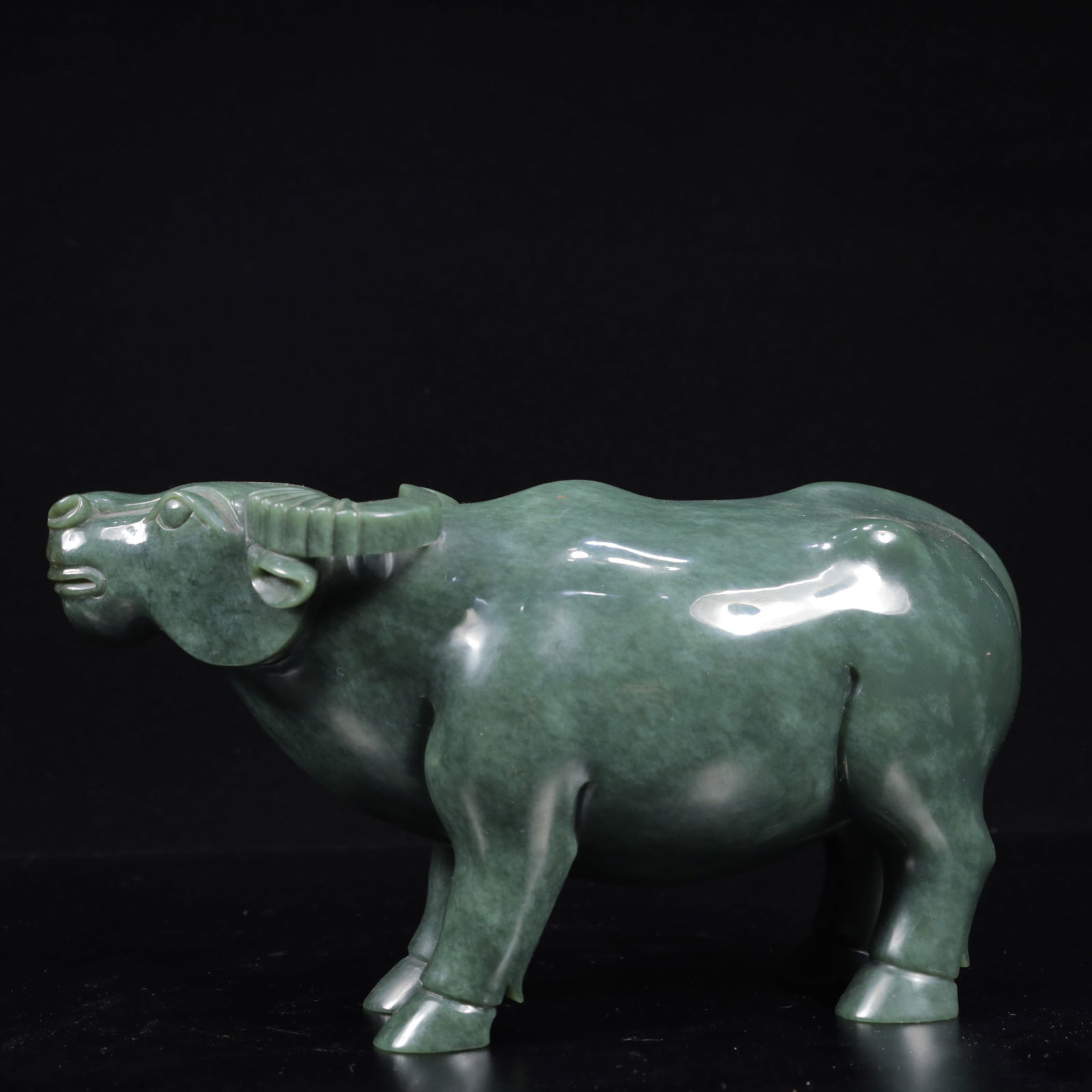 An Exquisite Jasper Buffalo Pattern Ornament - 6