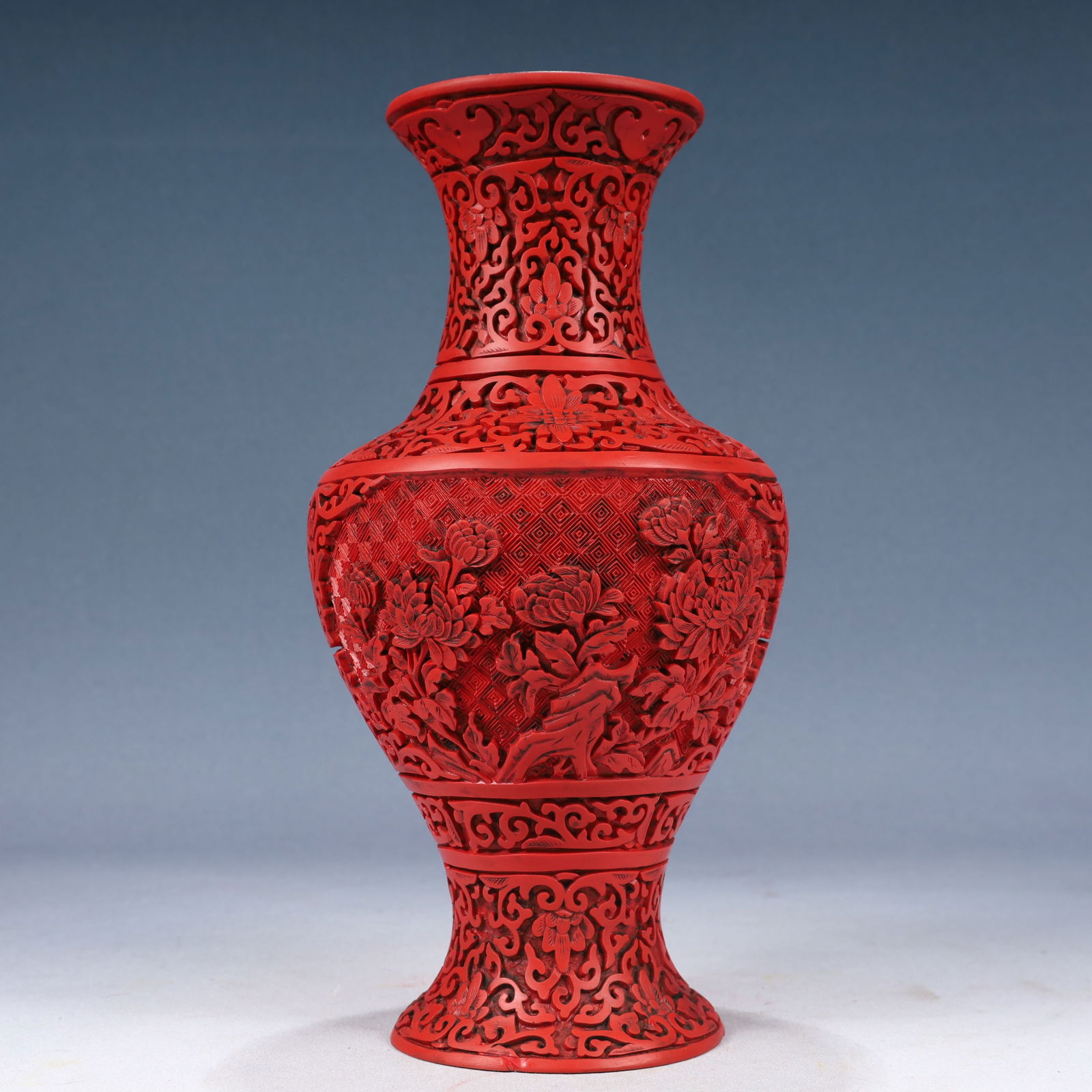 A Rare Carved Red Lacquer Flower Pattern Vase - 7