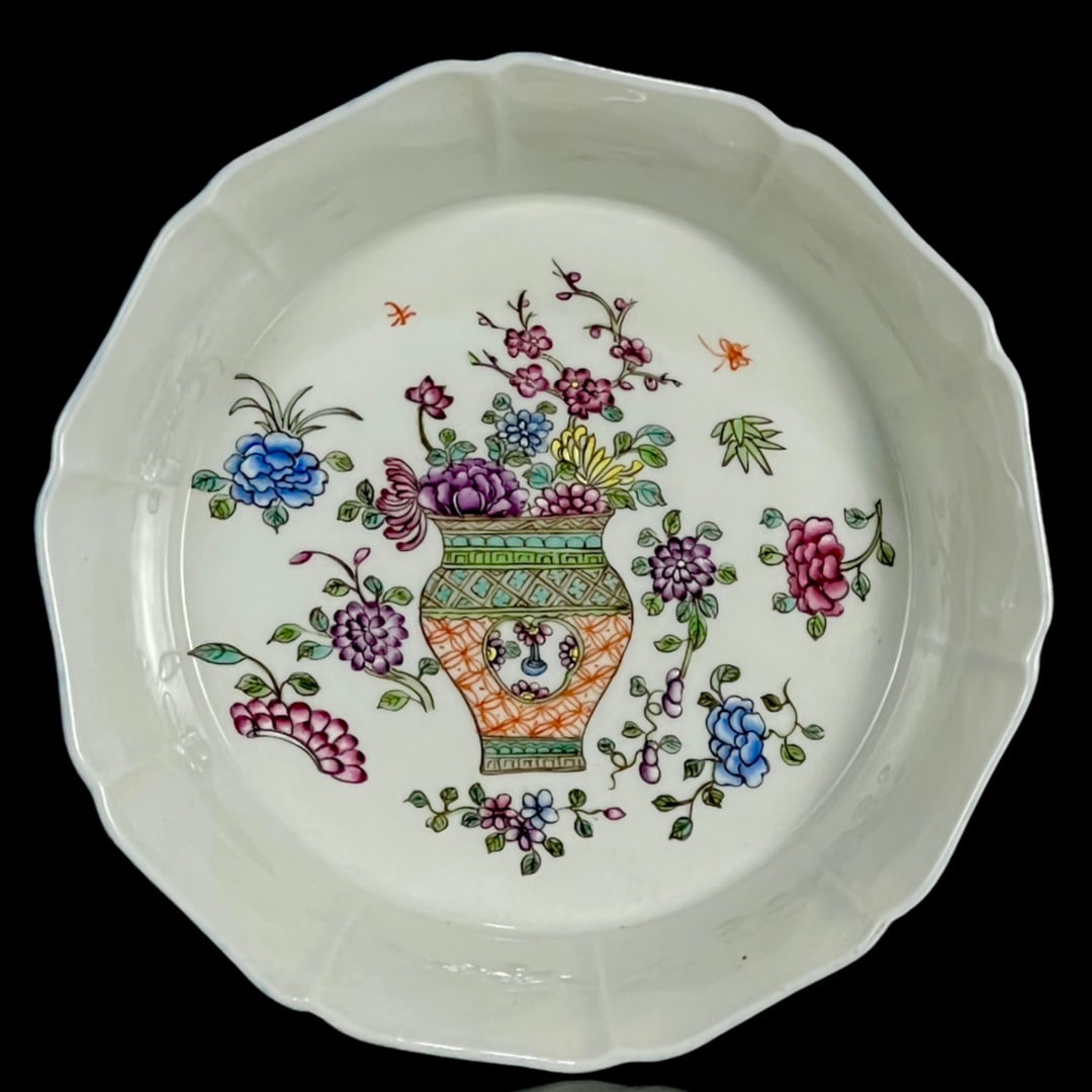 An Exquisite Famille-Rose Blue Glazed Flower Pattern Plate (1 of 9)