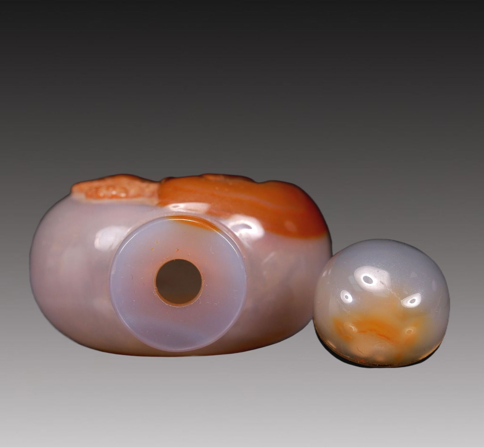 An Agate 'Figure' Snuff Bottle - 7