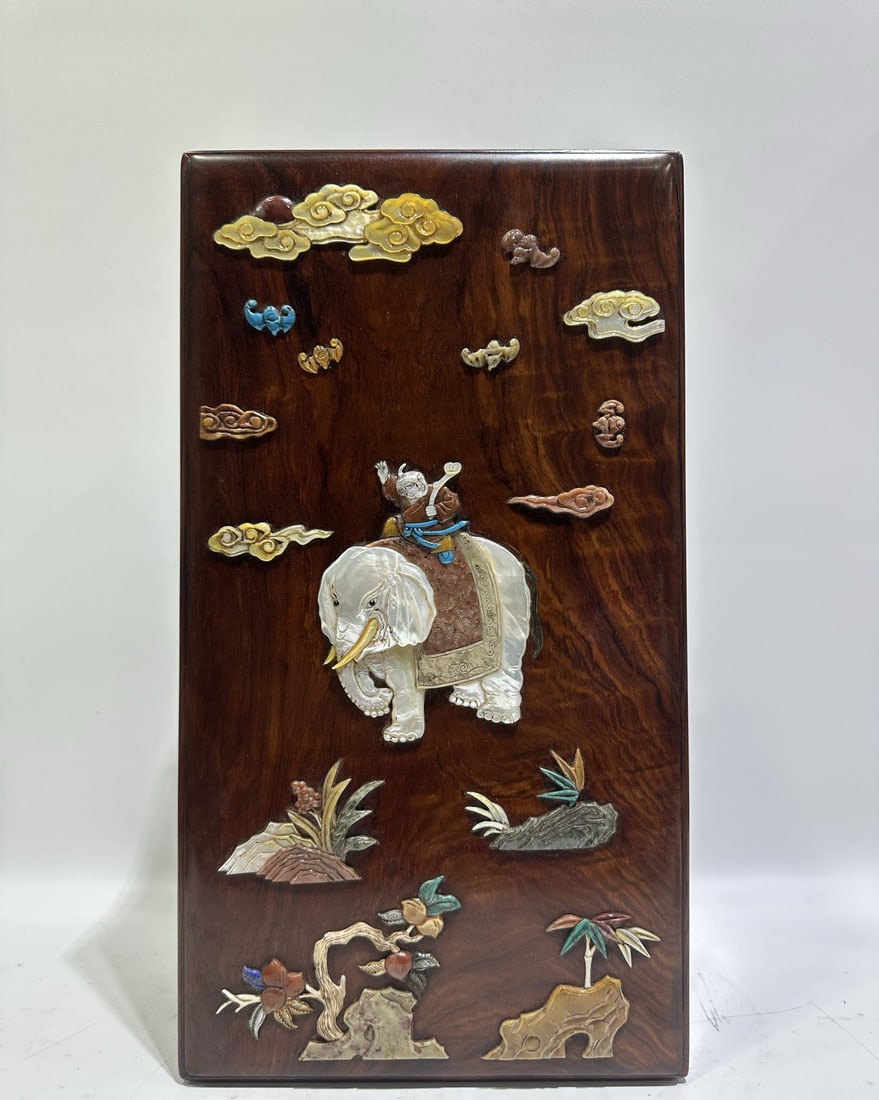 A Huge Huanghuali wood Figure and Elephant Pattern Box,Inlaid Gems: A Huge Huanghuali wood Figure and Elephant Pattern Box,Inlaid Gems,Qing Dynasty, China,Size:15.7inx8.7inx4.9in 