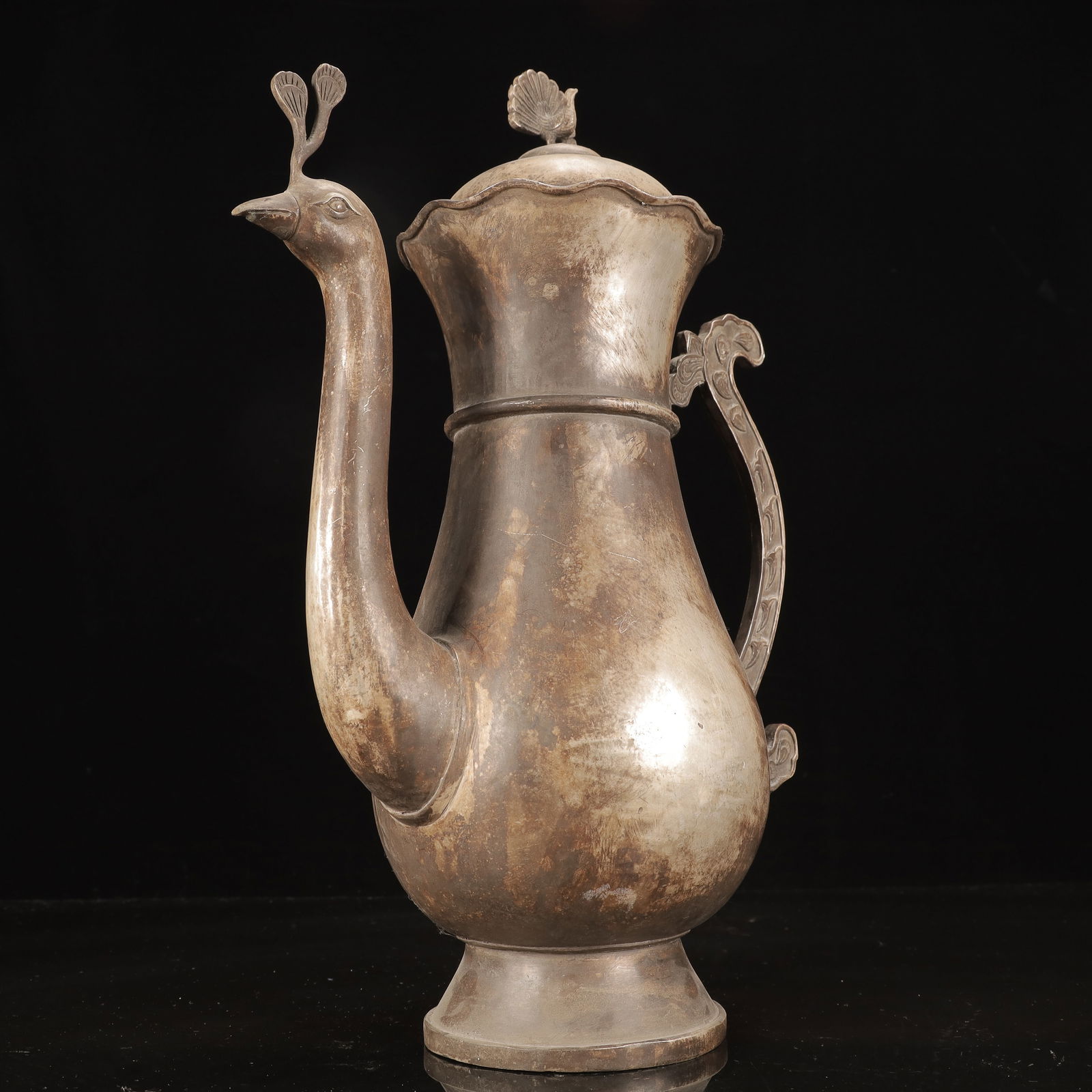 A Huge Silver Peacock Pattern Ewer - 10