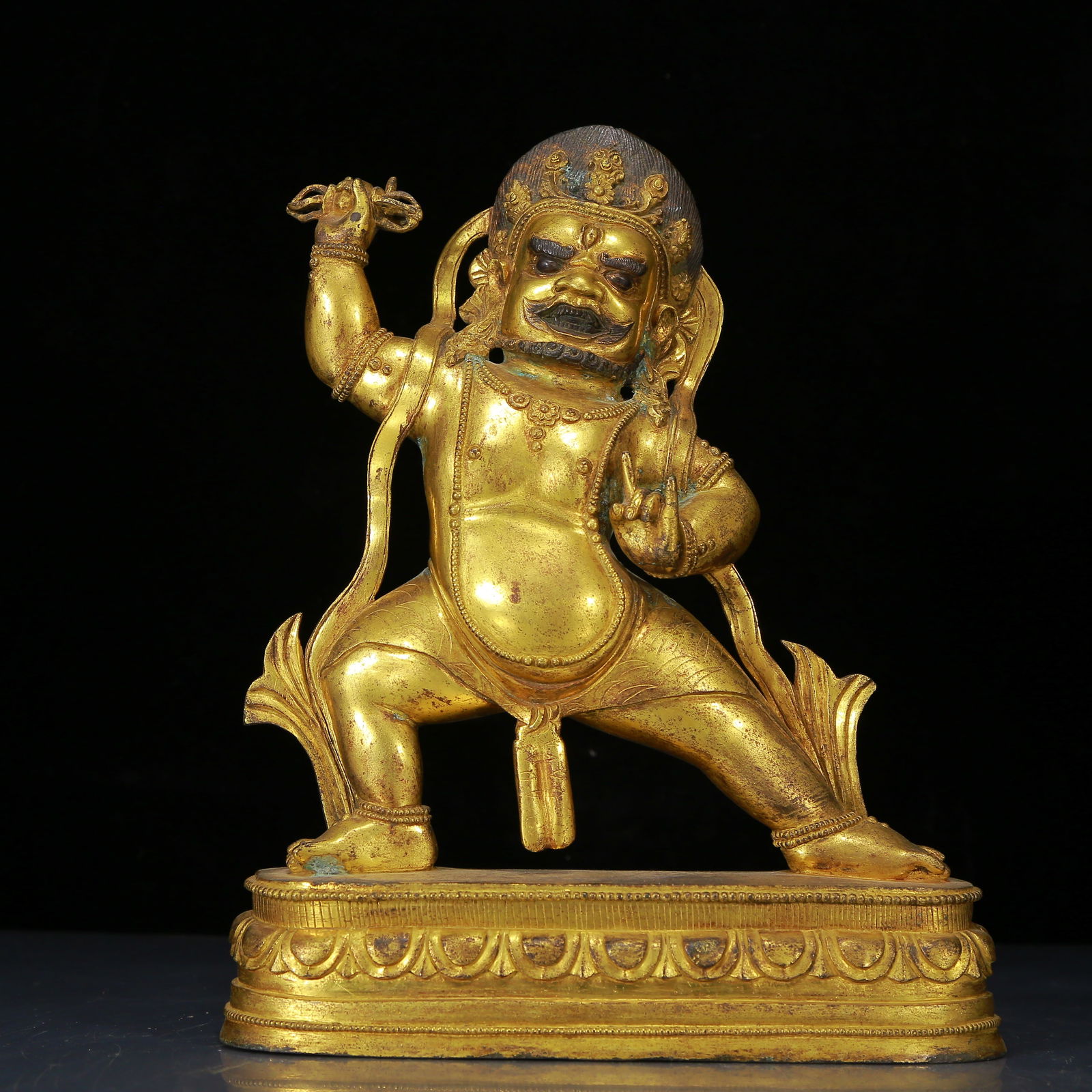 A Solemn Gilt Bronze Statue of Vajra: A Solemn Gilt Bronze Statue of Vajra ,Qing Dynasty, China,Size:8.3inx3.1inx11in,Weight:3750g 铜鎏金金刚像，清代