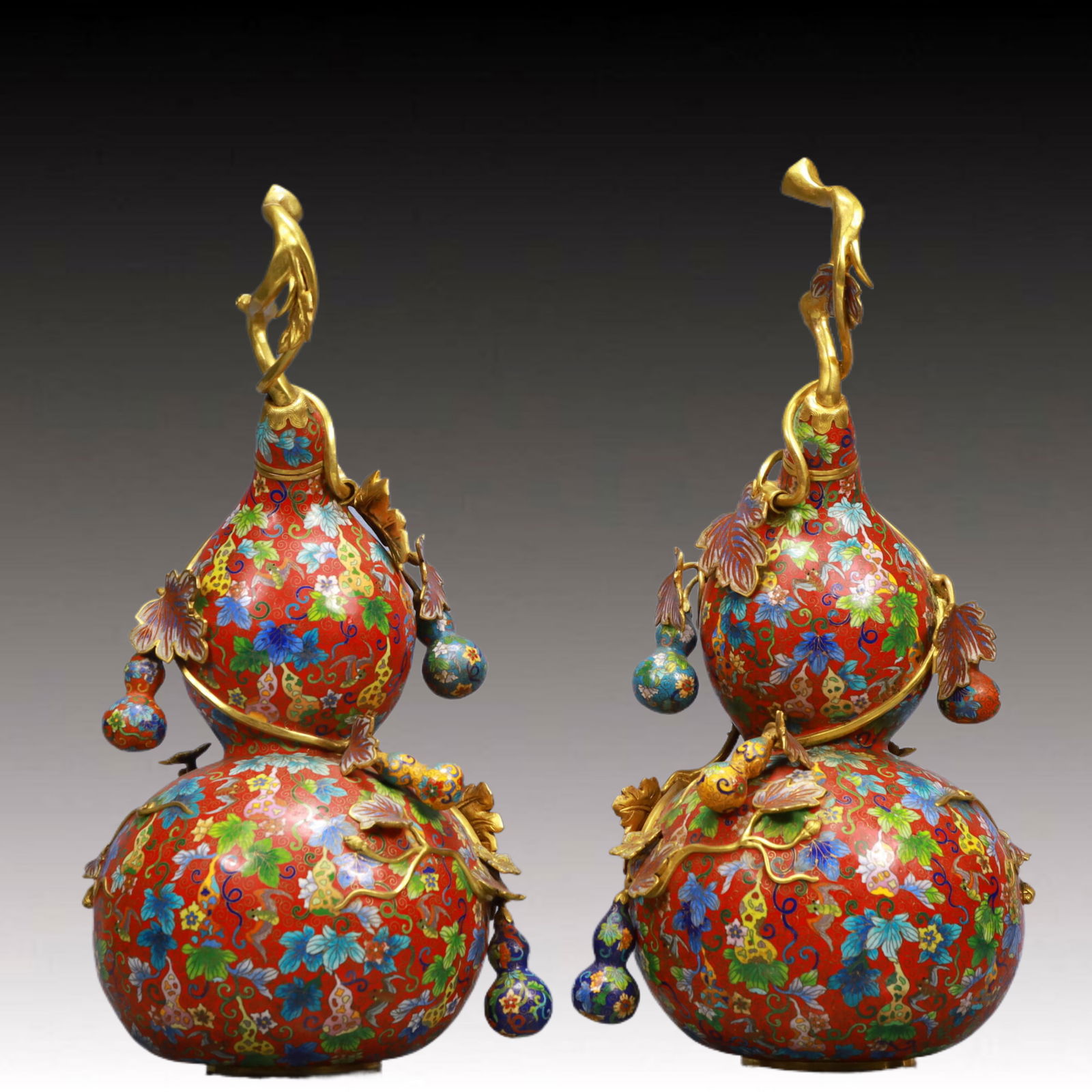 A Pair of Huge Cloisonne Lotus Pattern Gourd Vase: A Pair of Huge Cloisonne Lotus Pattern Gourd Vase, Qing Dynasty, China, Qianlong Four-character Mark, Size:11.8inx9.8inx22.4in, Weight:26650g 