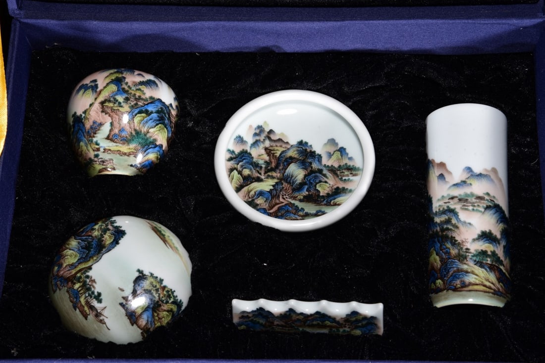 A Set of Fine Famille-Rose Landscape Pattern Ornaments (1 of 9)
