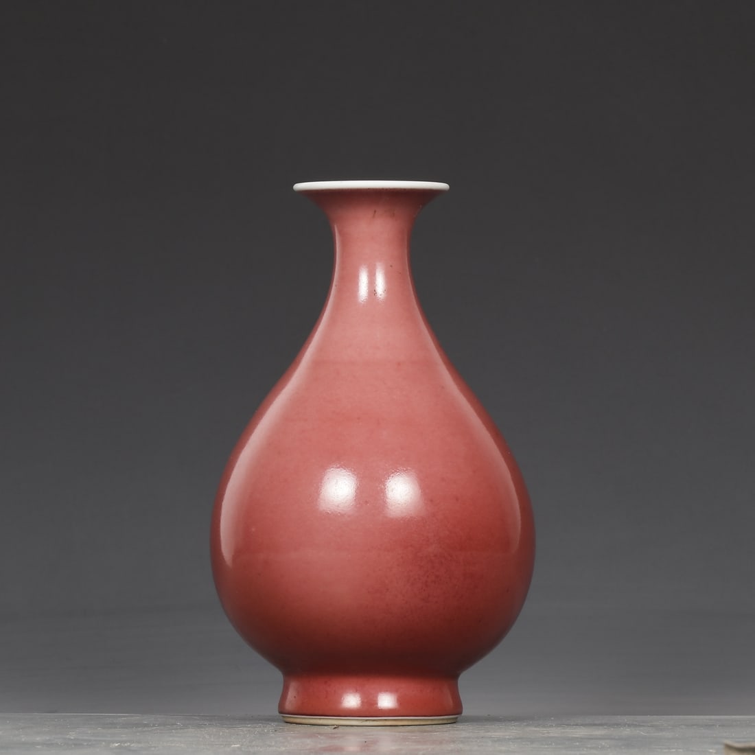 An Exquisite PeachBloom-Glazed Vase - 5