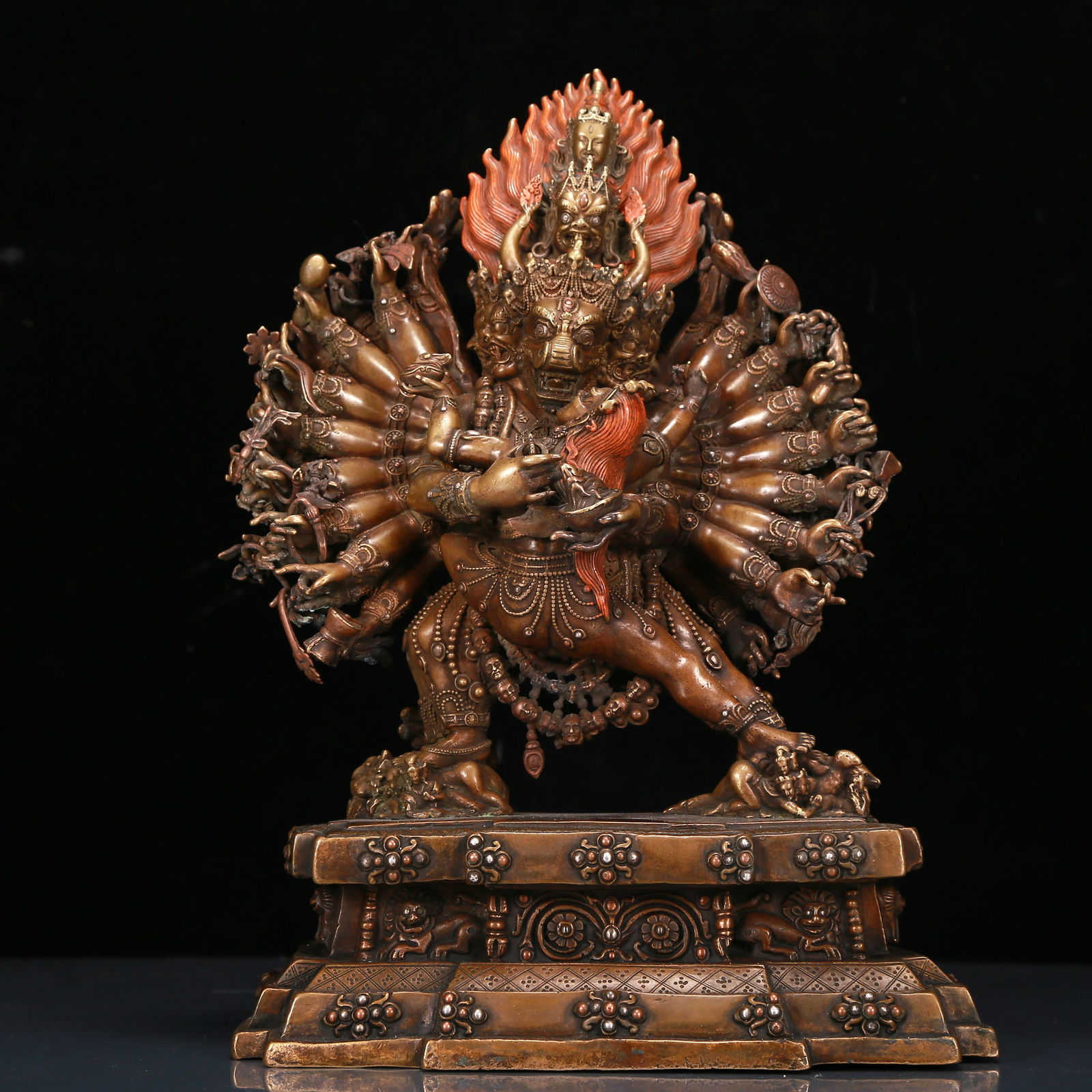 An Exquisite Alloy Copper lnlaid Gems Statue of Yamantaka: An Exquisite Alloy Copper lnlaid Gems Statue of Yamantaka,Ming Dynasty, China,Size:8.3inx5.1inx11.8in,Weight:6010g 