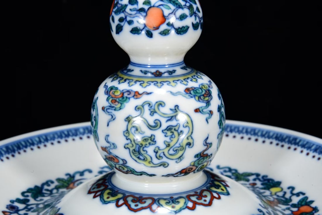 An Exquisite Doucai Bats and Peach Pattern Candlestick - 4