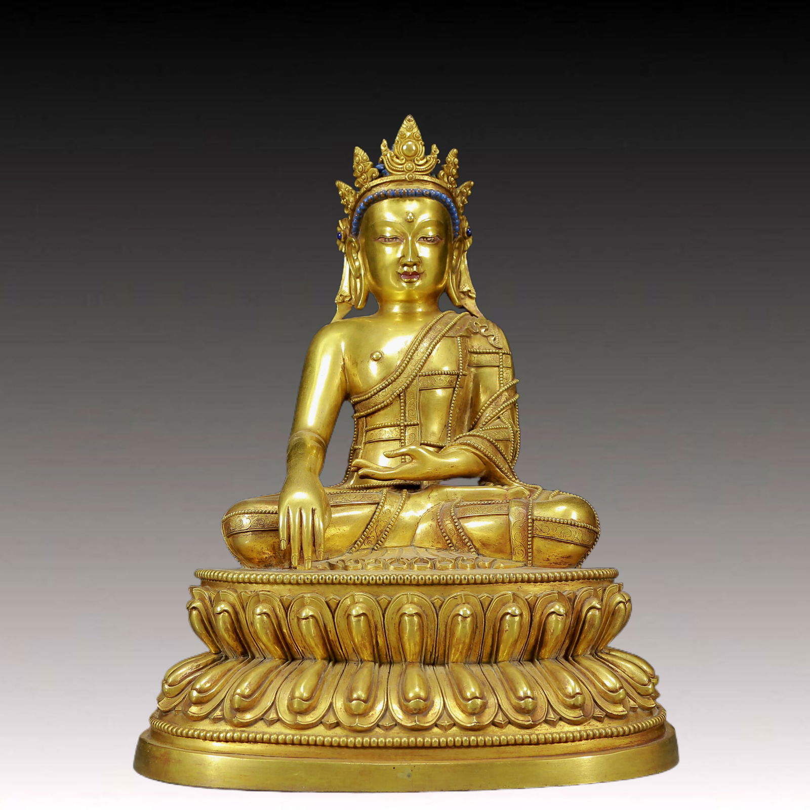 A Solemn Gilt Bronze Statue of Sakyamuni (1 of 10)