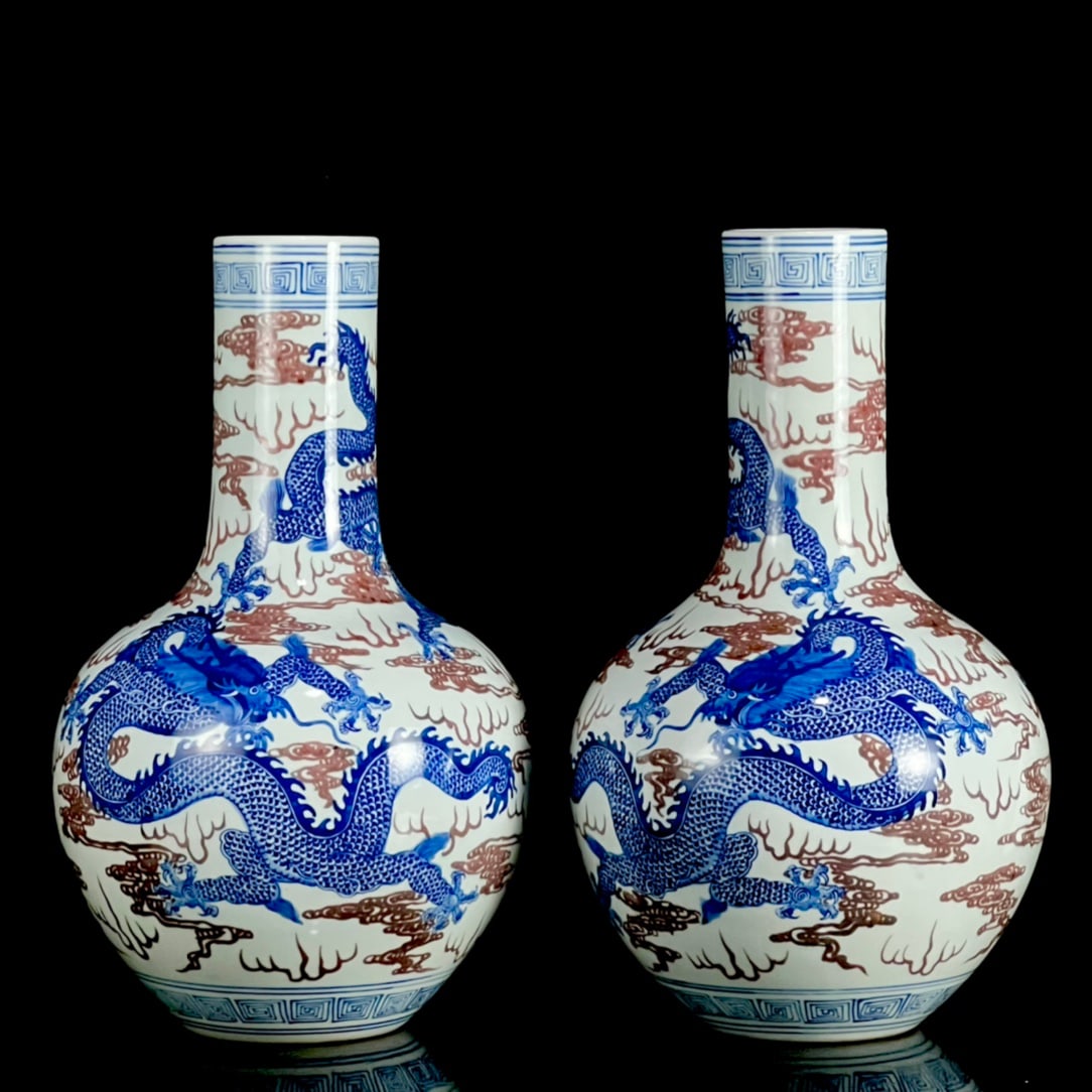 A Pair of Rare Blue and White Underglaze-Red Auspicious Cloud and Dragon Pattern Vases (1 of 9)