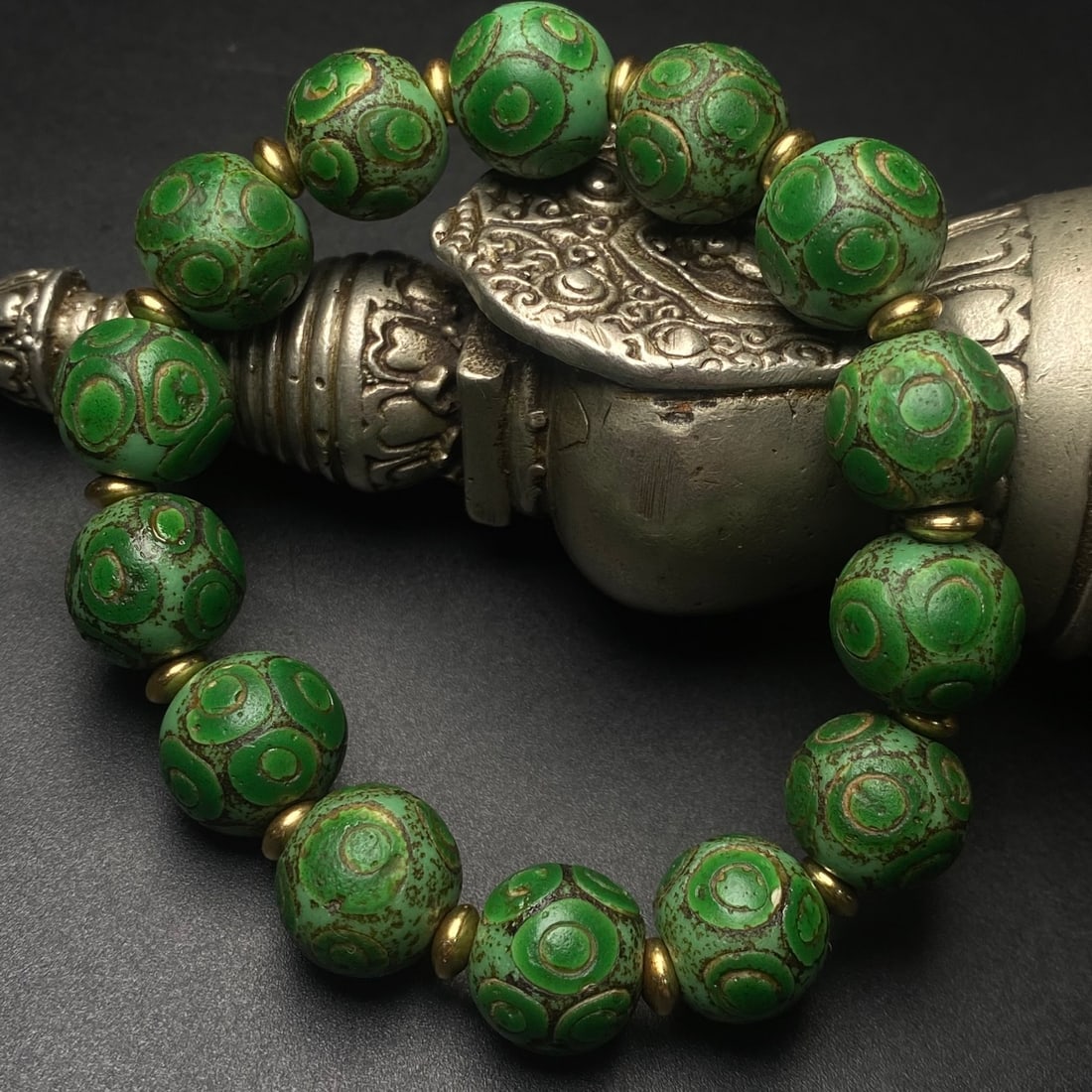 An Exquisite Glass Bracelets - 3