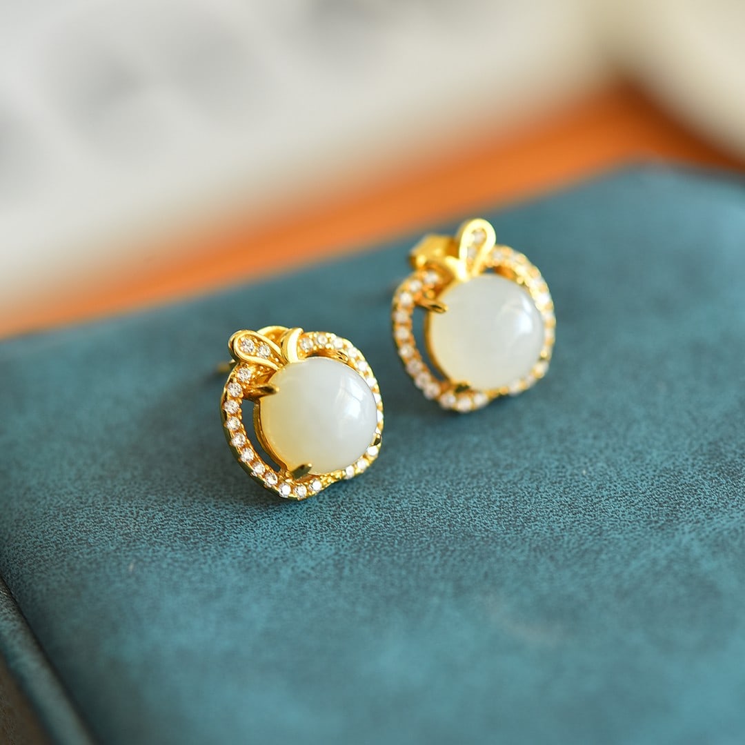A Pair of Exquisite Sterling Silver-Gold Plated Inlaid White Jade Earring,Inlaid Diamonds: A Pair of Exquisite Sterling Silver-Gold Plated Inlaid White Jade Earring,Inlaid Diamonds,Size:8mmx8mm 