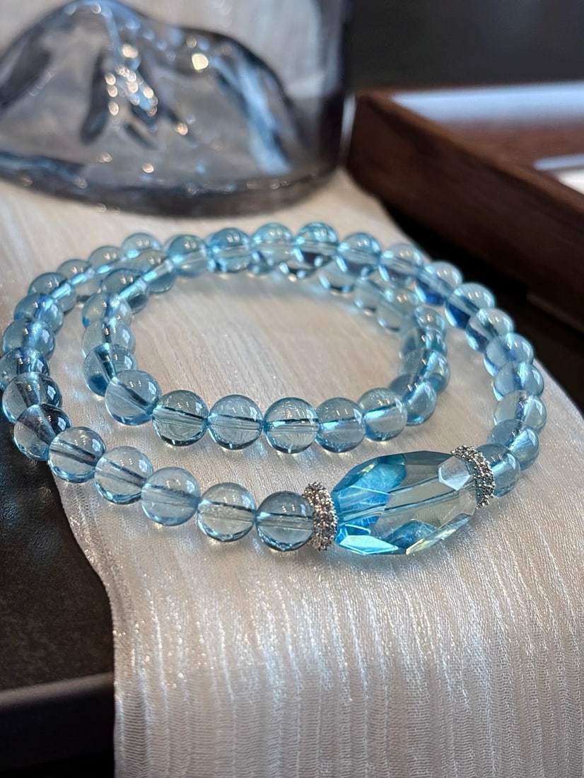 An Exquisite Aquamarine Bracelets: An Exquisite Aquamarine Bracelets,Size:7.2mm,Weight:30g 海蓝宝手串