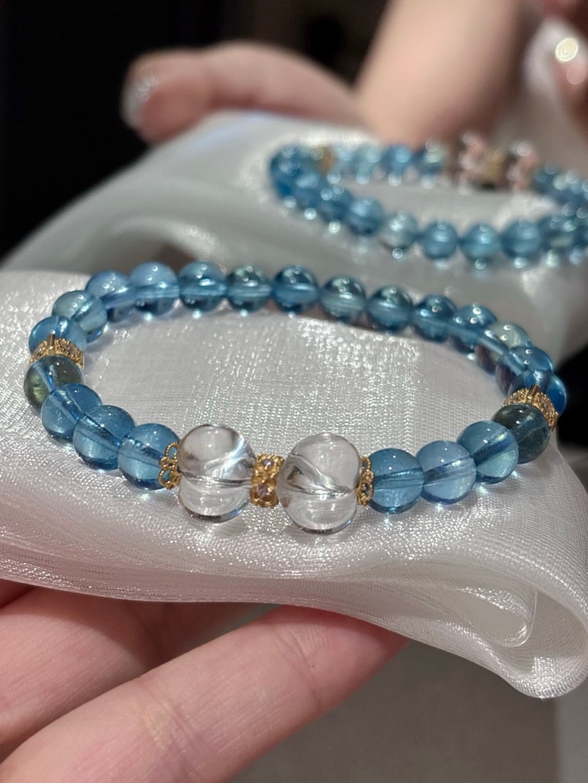 An Exquisite Aquamarine Bracelets: An Exquisite Aquamarine Bracelets,Size:7.8mm,Weight:18g 海蓝宝手串