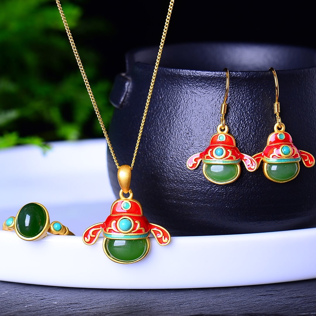 A Set of Fine Sterling Silver-Gold Plated Inlaid Jasper Jewelrys: A Set of Fine Sterling Silver-Gold Plated Inlaid Jasper Jewelrys,Size:(Ring)7mmx9,(Earrings)6mmx8,(Pendant)7mmx10mm 