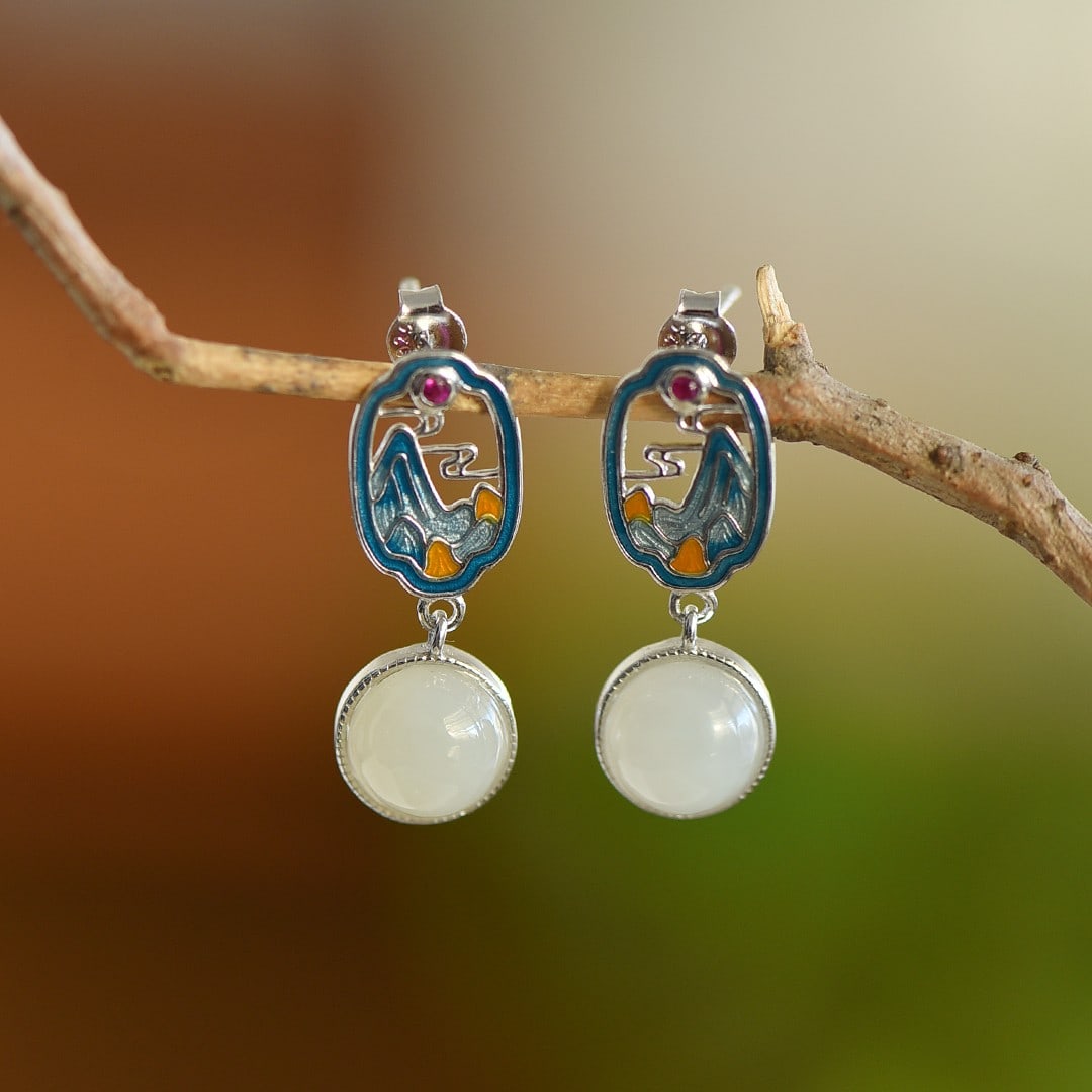 A Pair of Exquisite Sterling Silver Inlaid White Jade Earrings: A Pair of Exquisite Sterling Silver Inlaid White Jade Earrings,Size:8mmx8mm 一对纯银镶白玉耳环