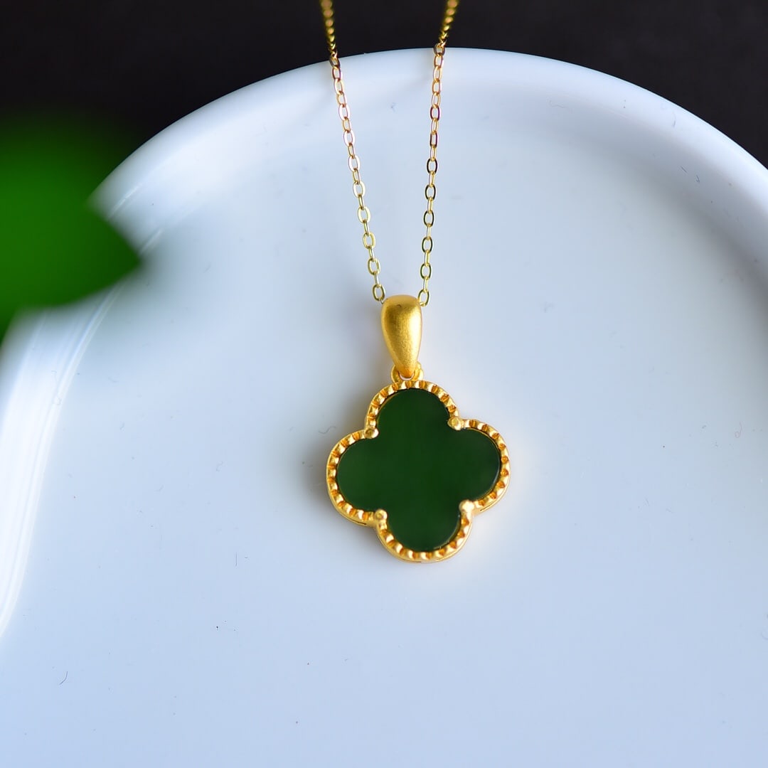 An Exquisite Sterling Silver-Gold Plated Inlaid White Jade Pendant: An Exquisite Sterling Silver-Gold Plated Inlaid White Jade Pendant 纯银镀金镶白玉吊坠