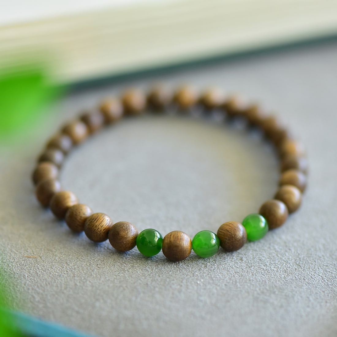 An Exquisite Jasper Eaglewood Bracelets - 5