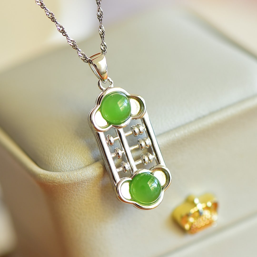 An Exquisite Sterling Silver Inlaid Jasper Pendant (1 of 5)
