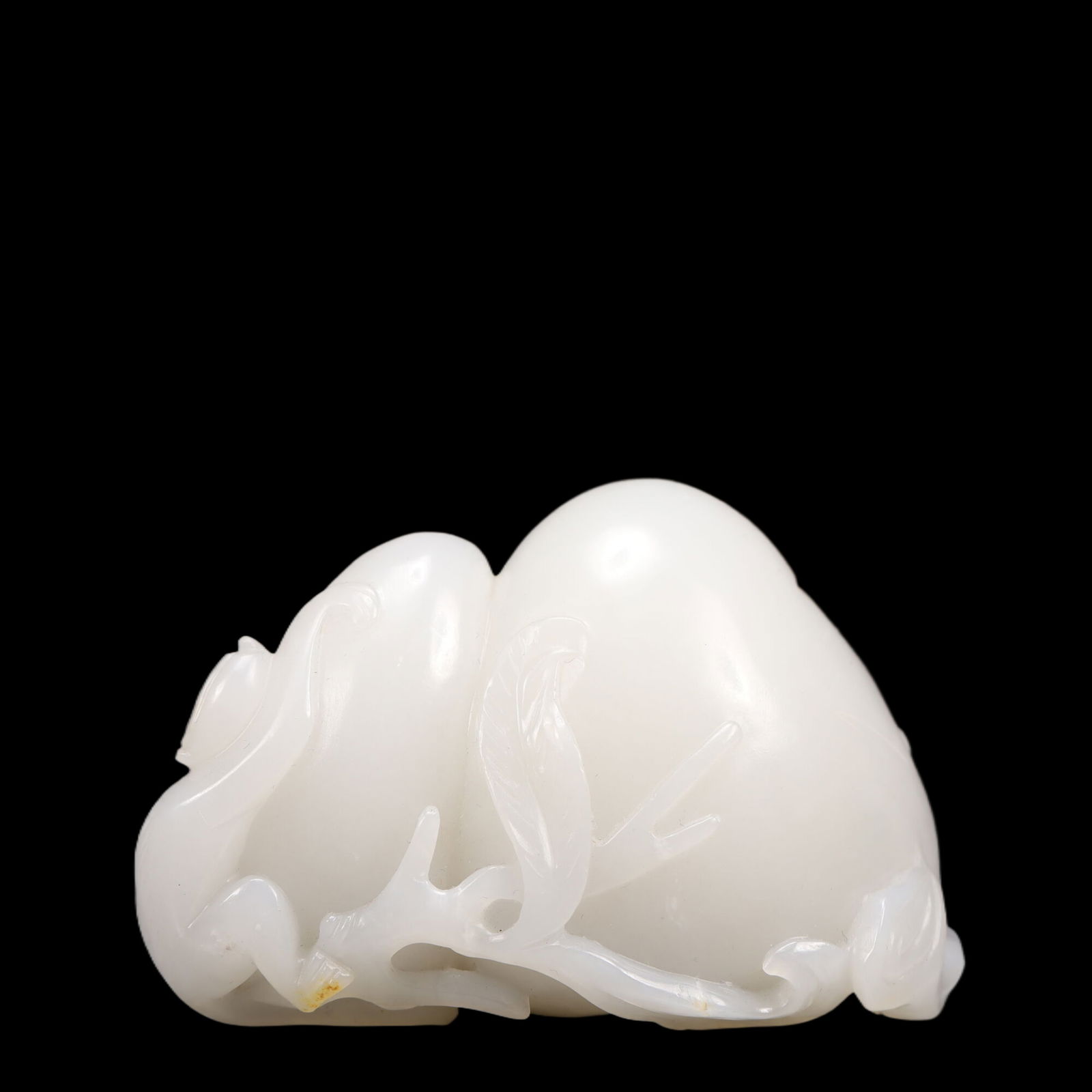 An Exquisite White Jade Monkey Pattern Peach Ornament - 4