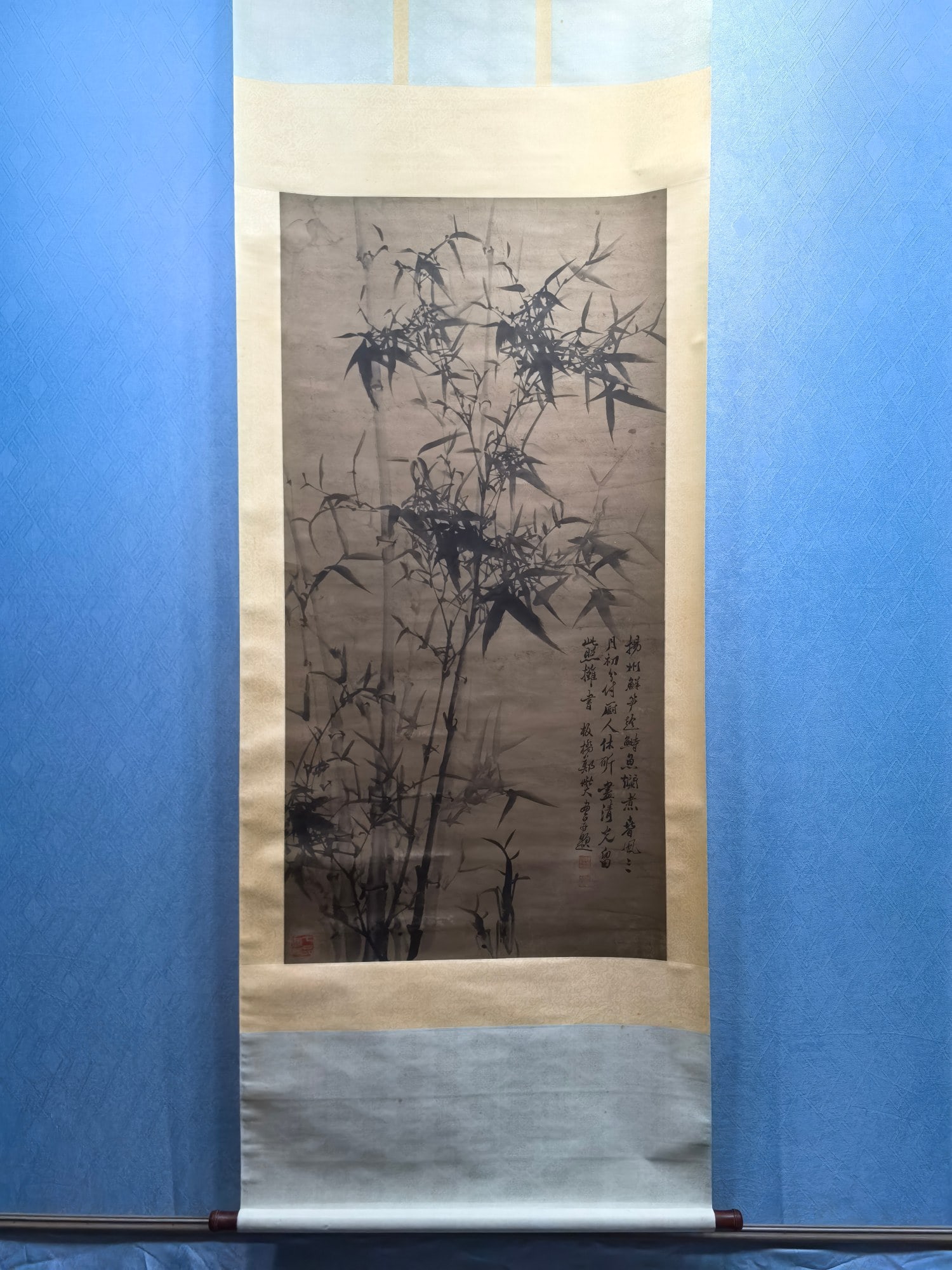 A Chinese Vertical Scroll Ink Painting of Bamboo on Paper,Zheng Banqiao: A Chinese Vertical Scroll Ink Painting of Bamboo on Paper,Zheng Banqiao,Size:26.7inx53.1in 